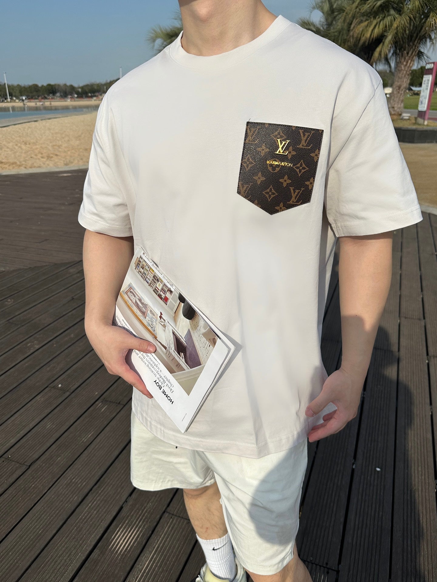 LuxluxHouse Best Quality Clothes T-shirt Louis Vuitton