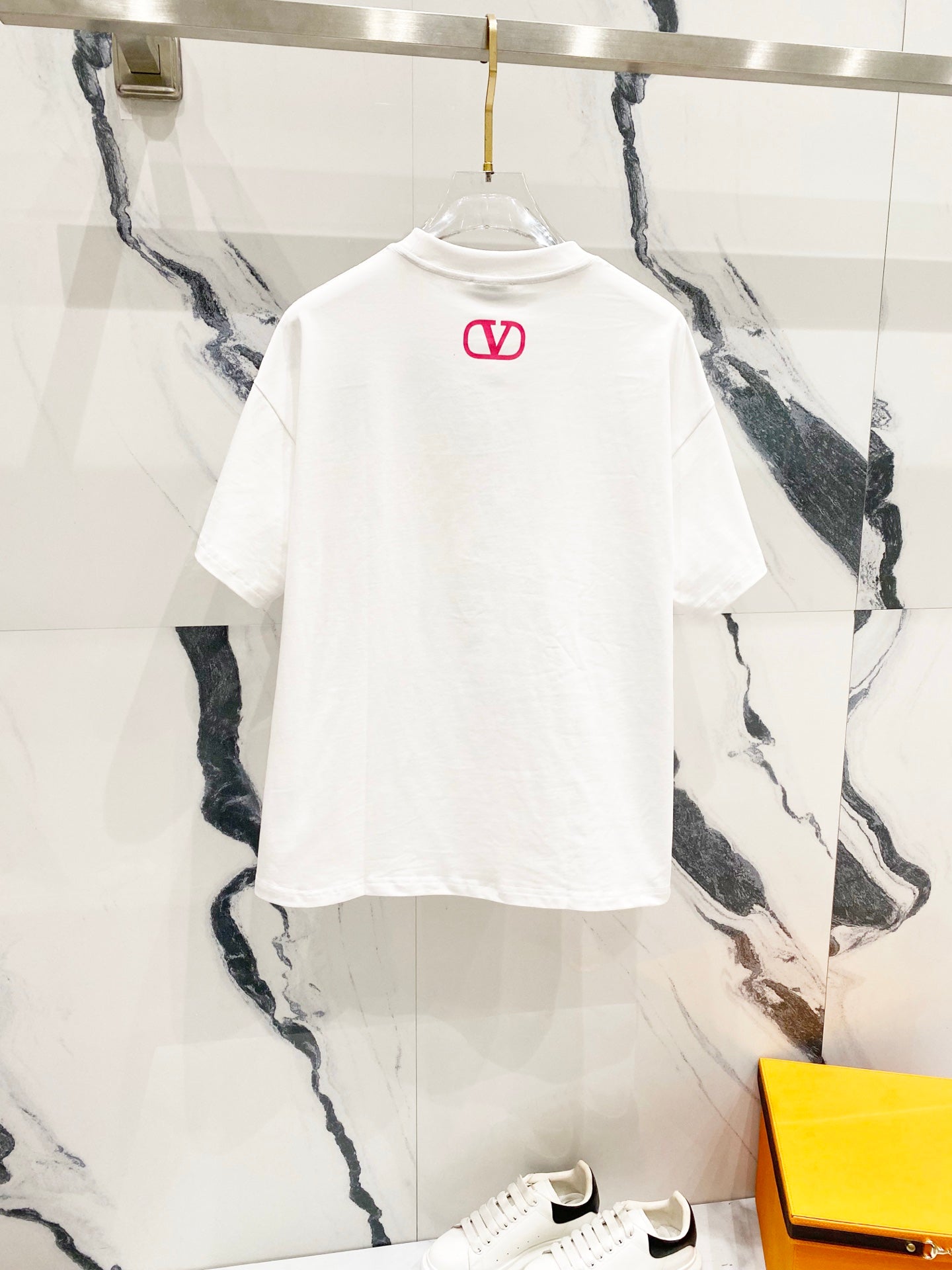 LuxluxHouse Best Quality Clothes Valentino T-shirt