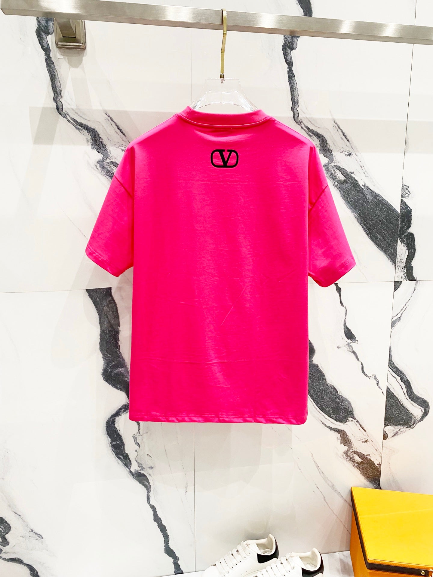 LuxluxHouse Best Quality Clothes Valentino T-shirt