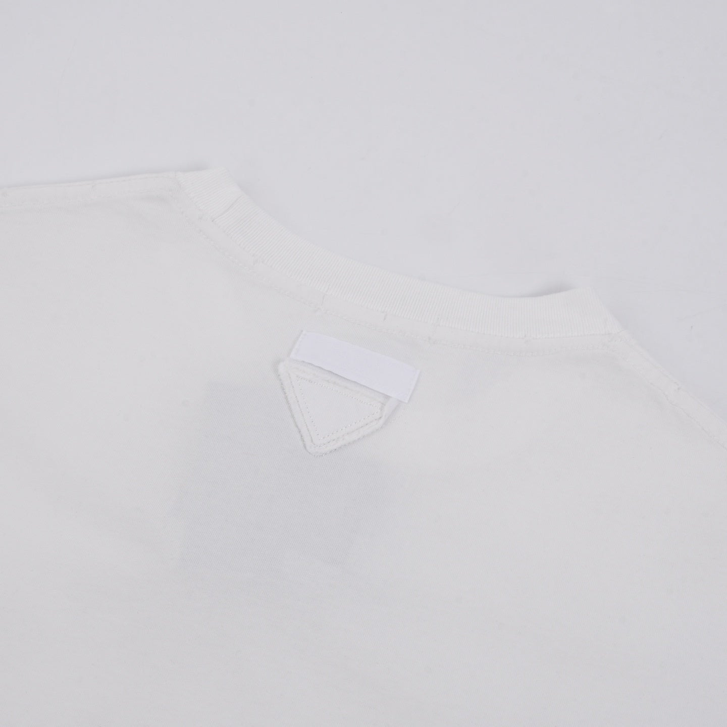 LuxluxHouse Best Quality Clothes T-shirt Prada