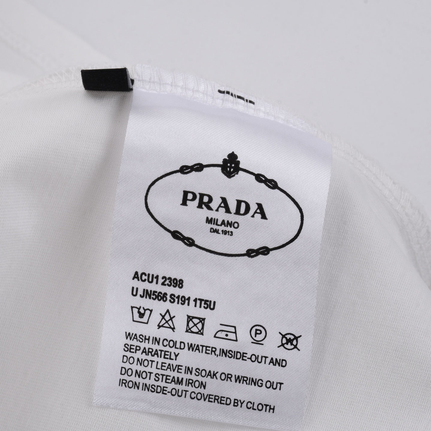 LuxluxHouse Best Quality Clothes T-shirt Prada