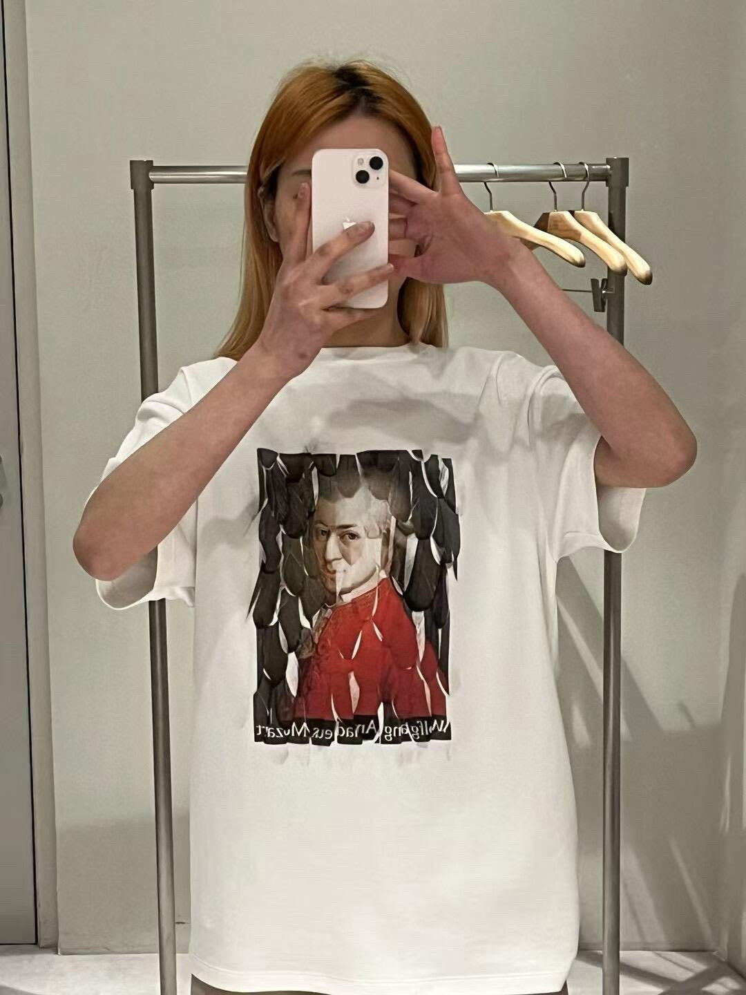 LuxluxHouse Best Quality Clothes T-shirt Loewe