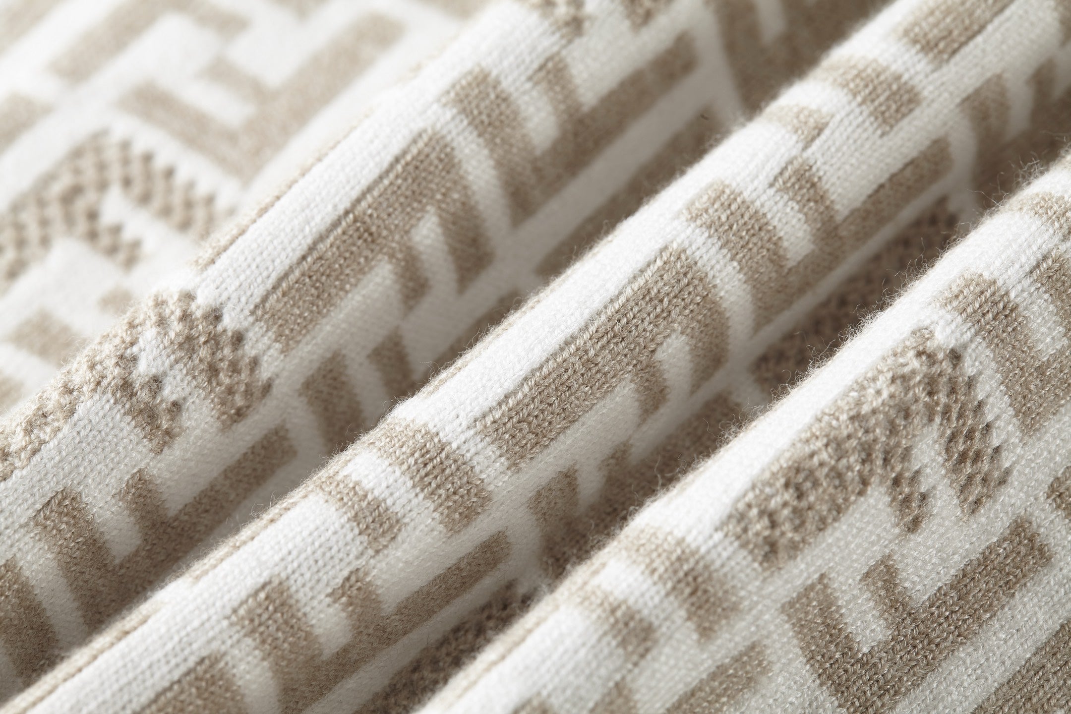 LuxluxHouse Best Quality Clothes Fendi T-shirt