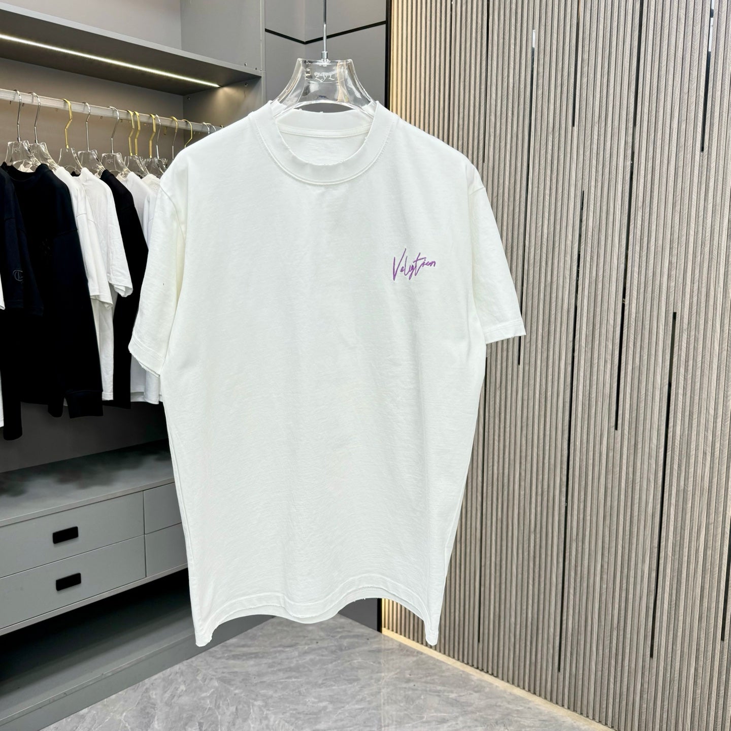 LuxluxHouse Best Quality Clothes Valentino T-shirt