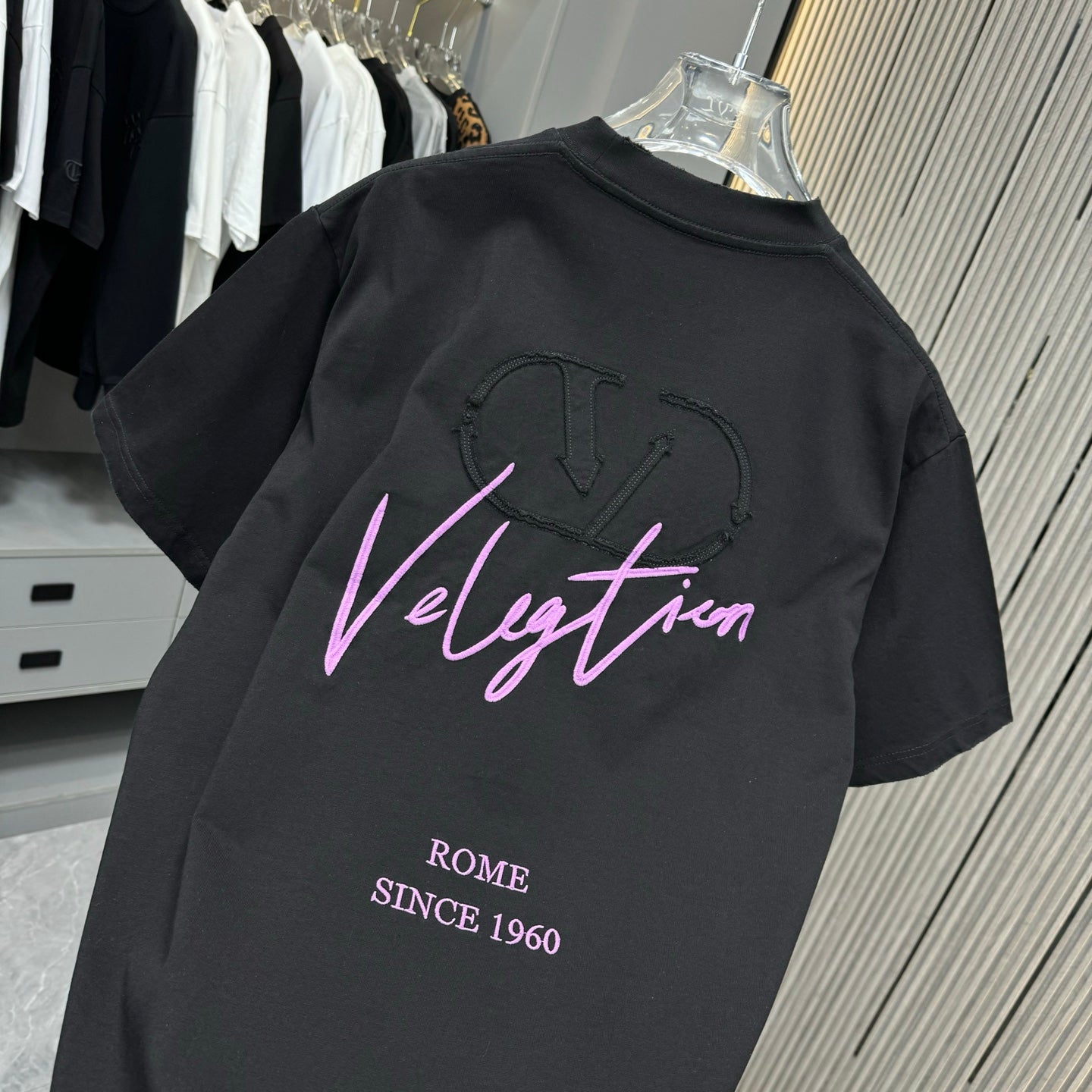 LuxluxHouse Best Quality Clothes Valentino T-shirt