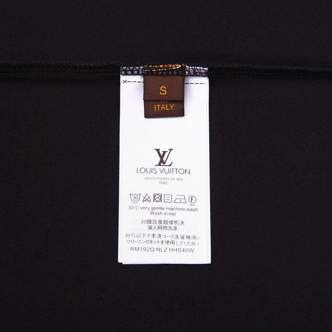 LuxluxHouse Best Quality Clothes T-shirt Louis Vuitton