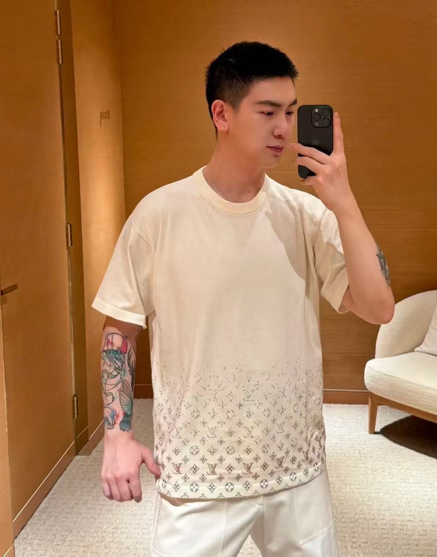 LuxluxHouse Best Quality Clothes T-shirt Louis Vuitton
