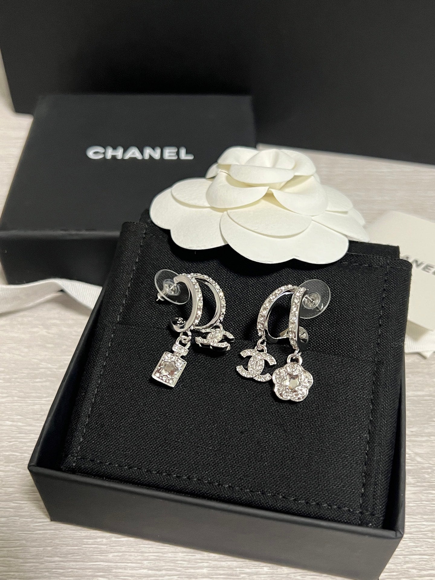LuxluxHouse Best Quality Accessories Chanel Earrings