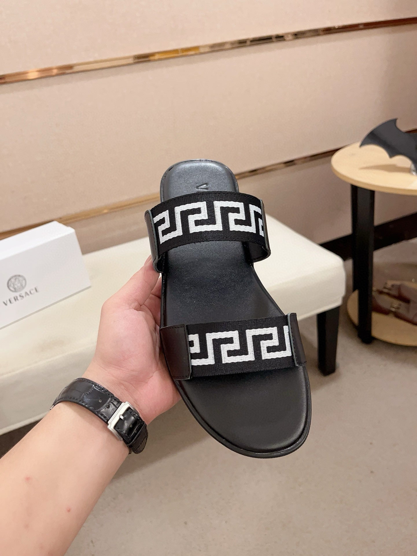 LuxluxHouse Best Quality Sandals Versace