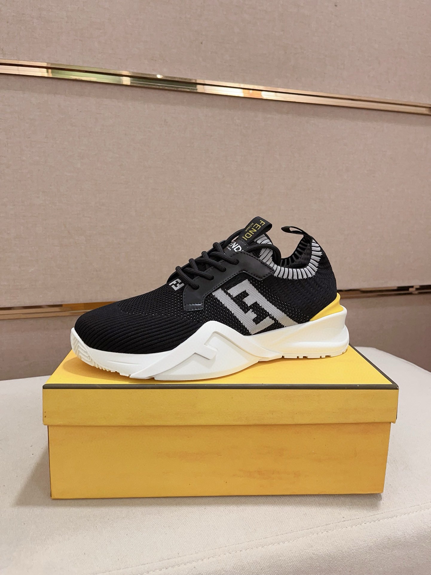 LuxluxHouse Best Quality Shoes Fendi