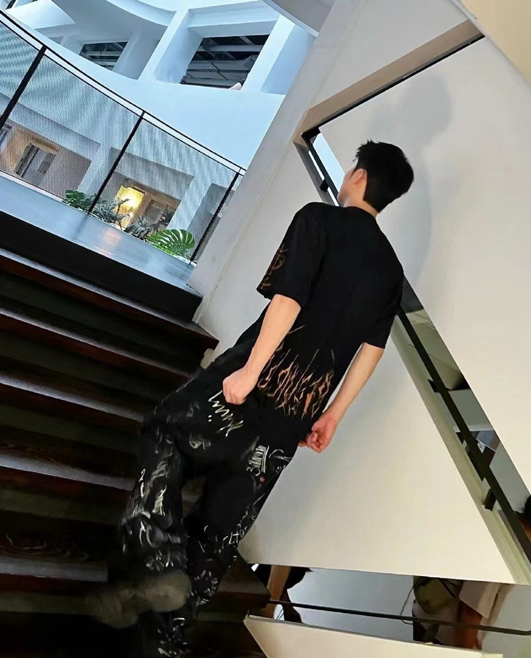 LuxluxHouse Best Quality Clothes Balenciaga T-shirt