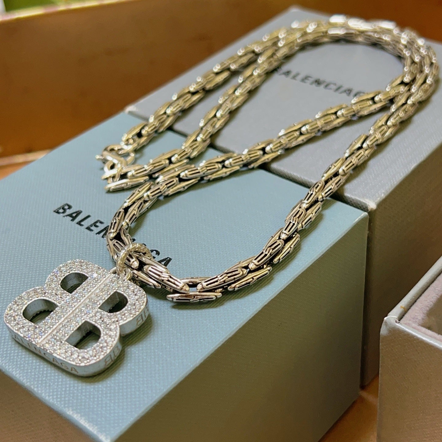 LuxluxHouse Best Quality Accessories Necklace Balenciaga