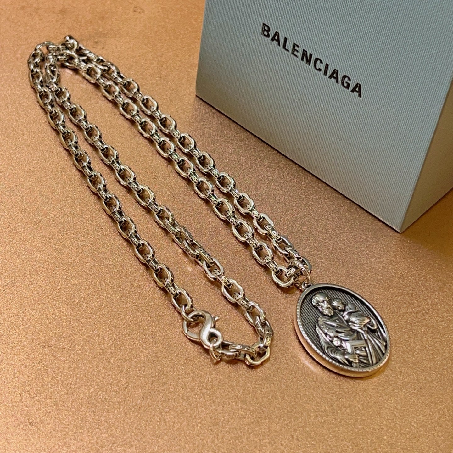 LuxluxHouse Best Quality Accessories Necklace Balenciaga
