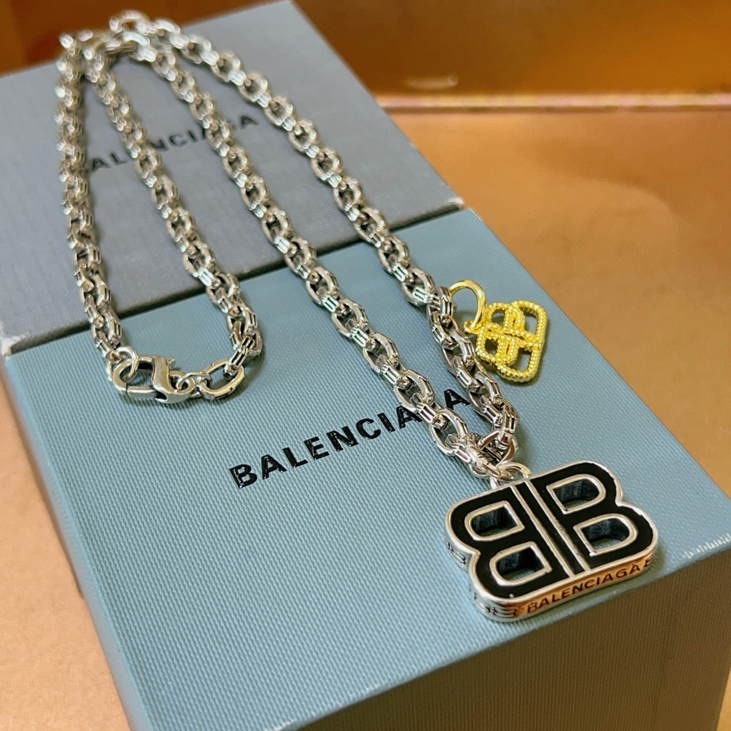 LuxluxHouse Best Quality Accessories Necklace Balenciaga