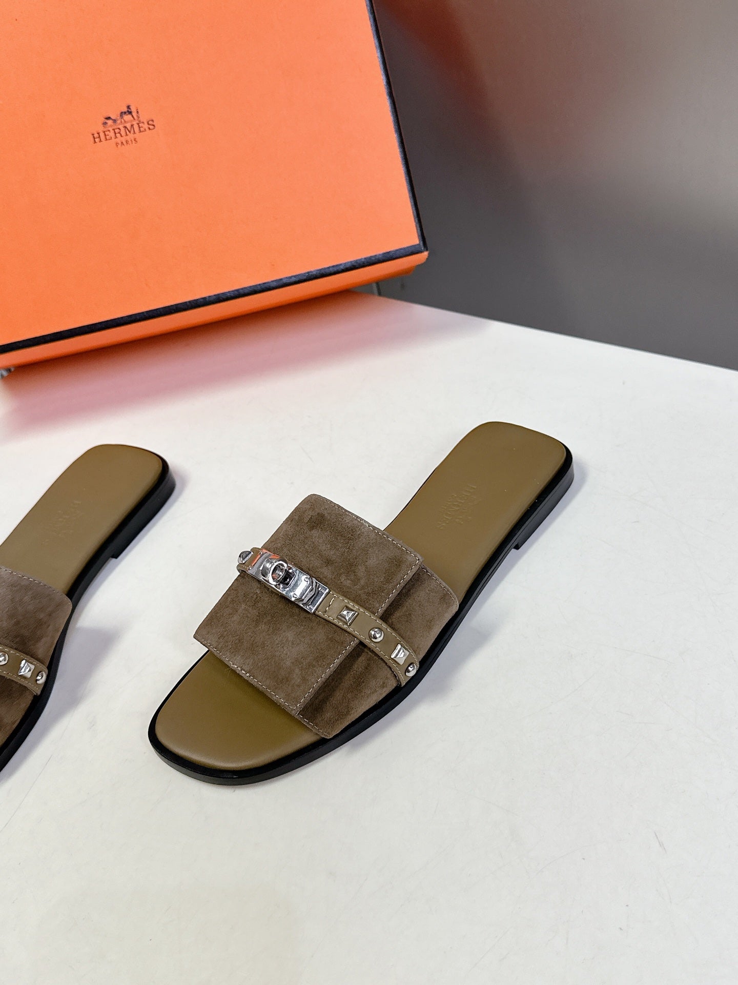 LuxluxHouse Best Quality Women Shoes Hermes