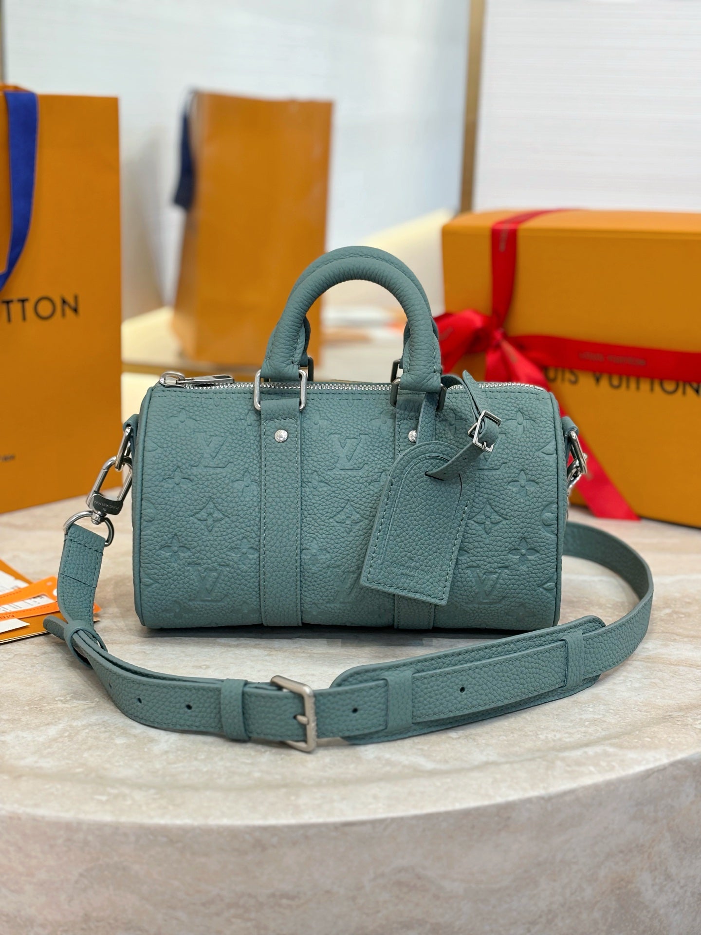 LuxluxHouse Best Quality Bags Louis Vuitton Men