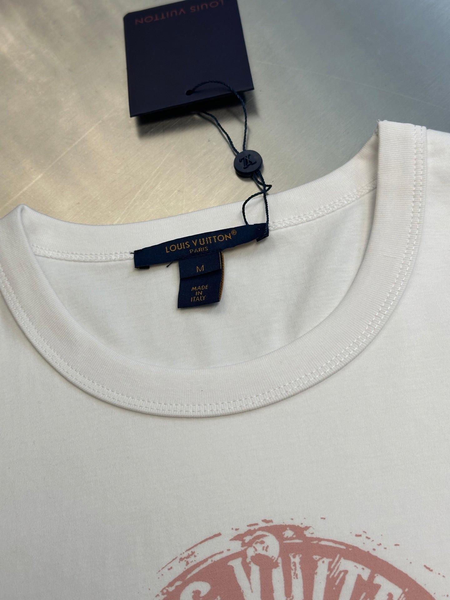 LuxluxHouse Best Quality Clothes T-shirt Louis Vuitton