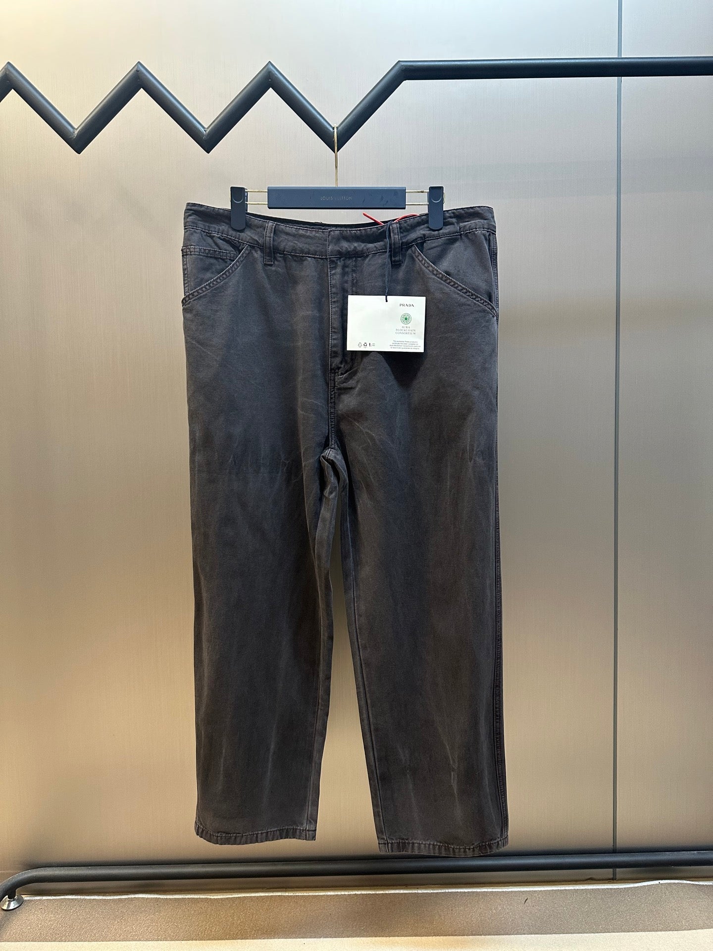 LuxluxHouse Best Quality Clothes Pants Prada