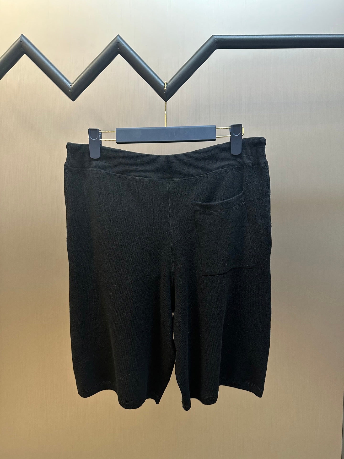 LuxluxHouse Best Quality Clothes Pants Prada