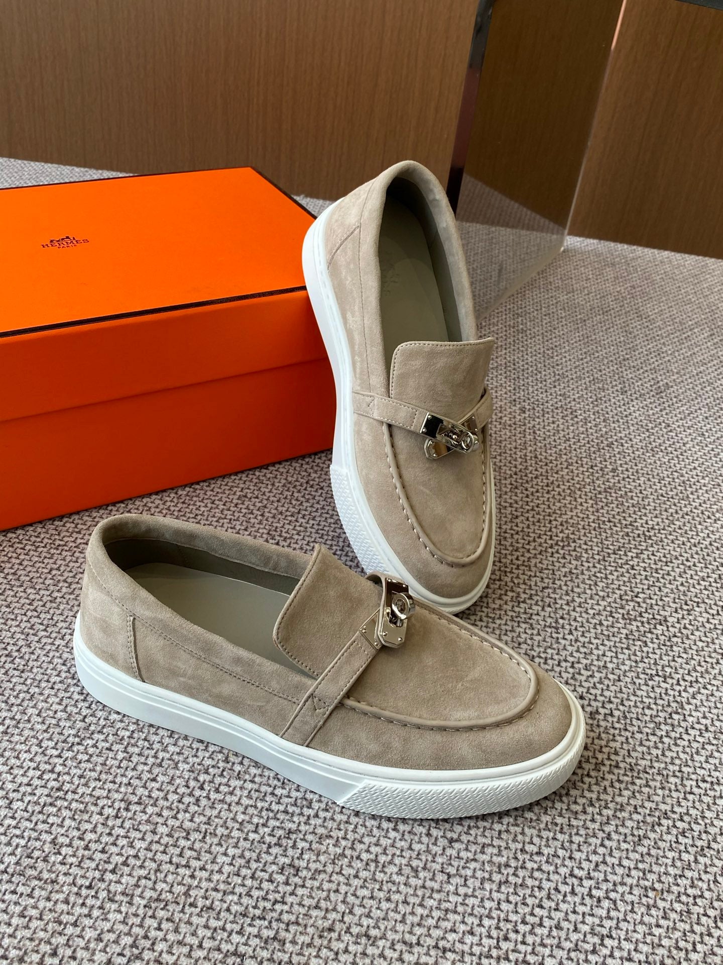 LuxluxHouse Best Quality Women Shoes Hermes