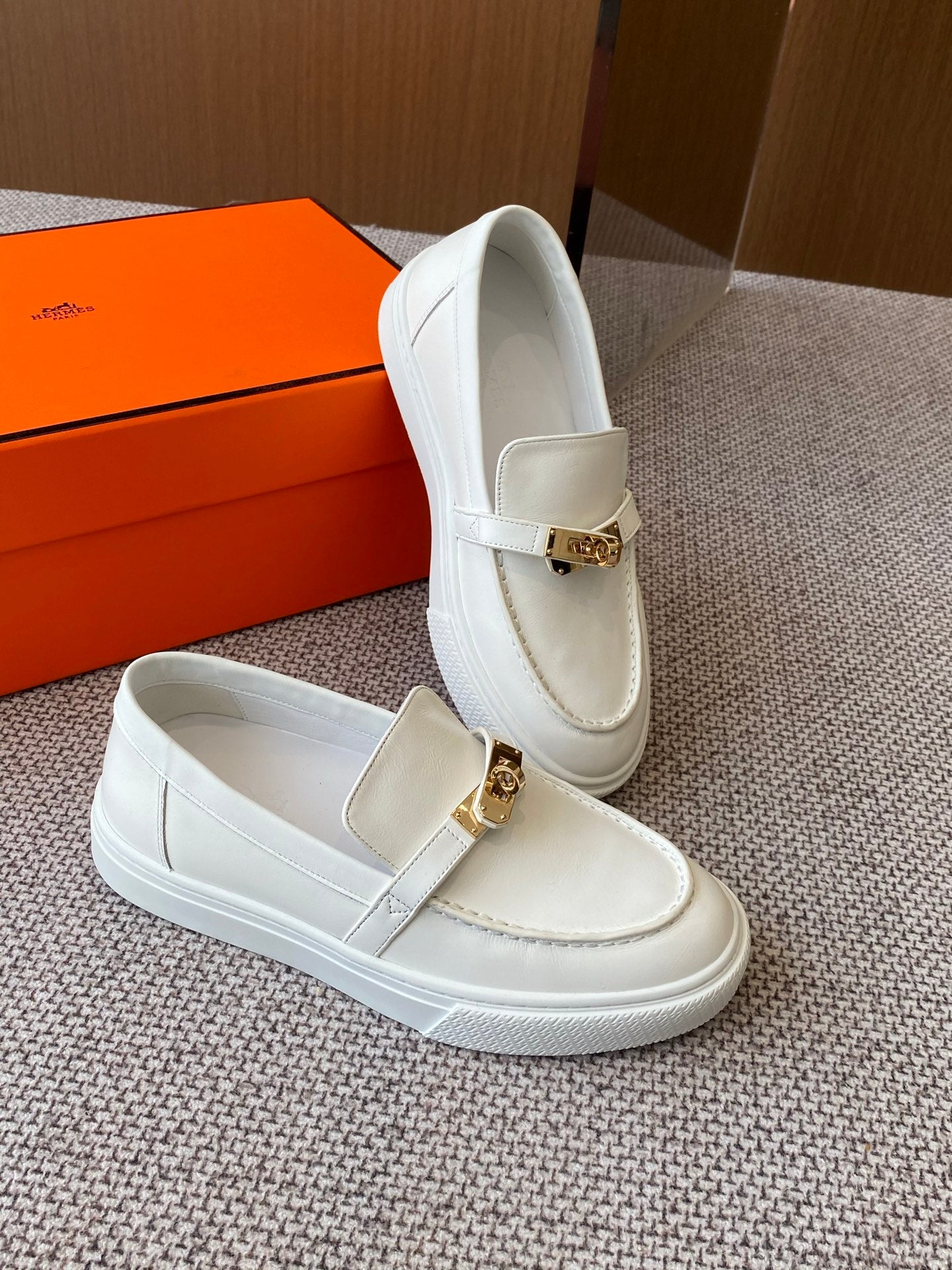 LuxluxHouse Best Quality Women Shoes Hermes