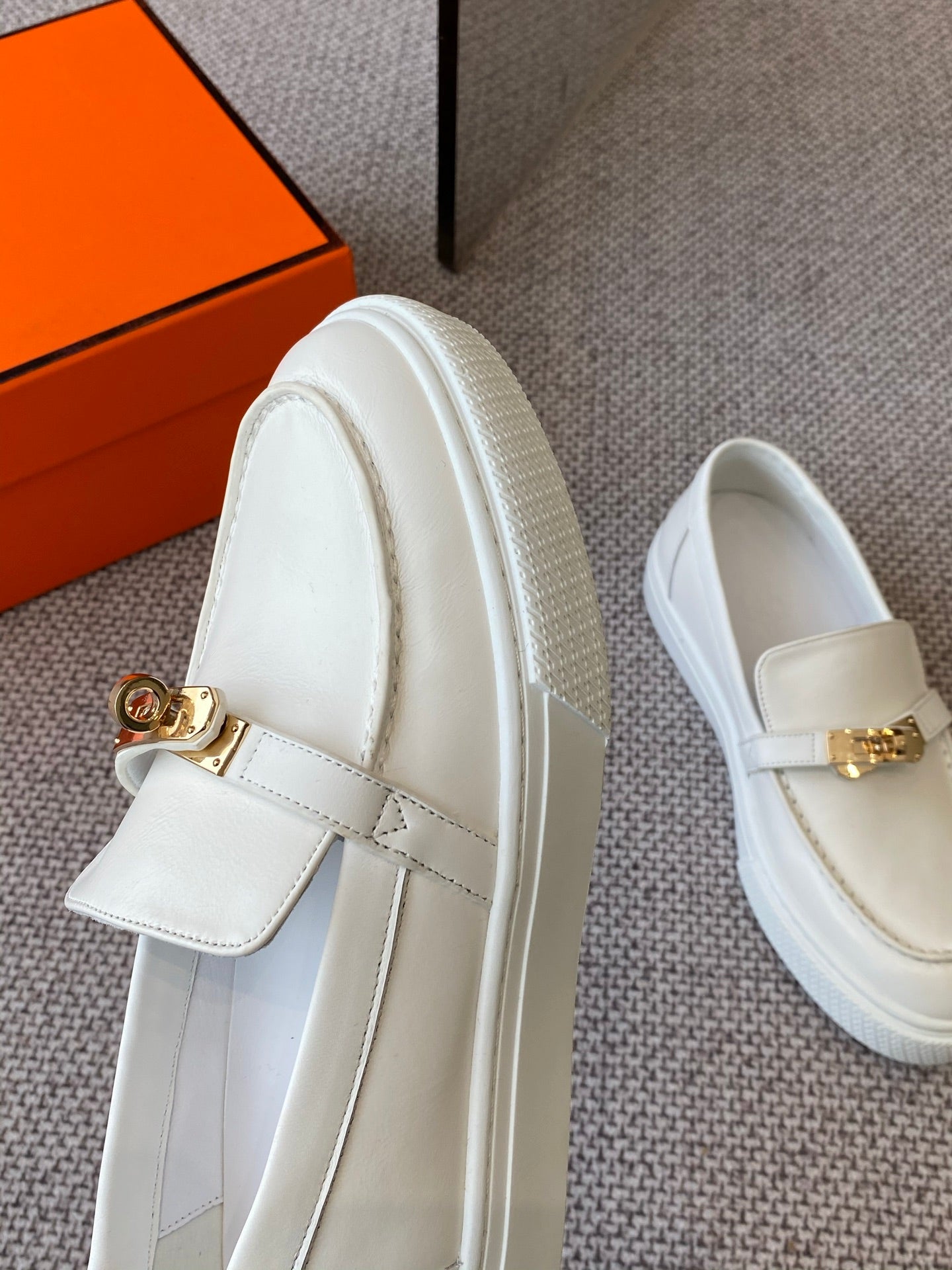 LuxluxHouse Best Quality Women Shoes Hermes
