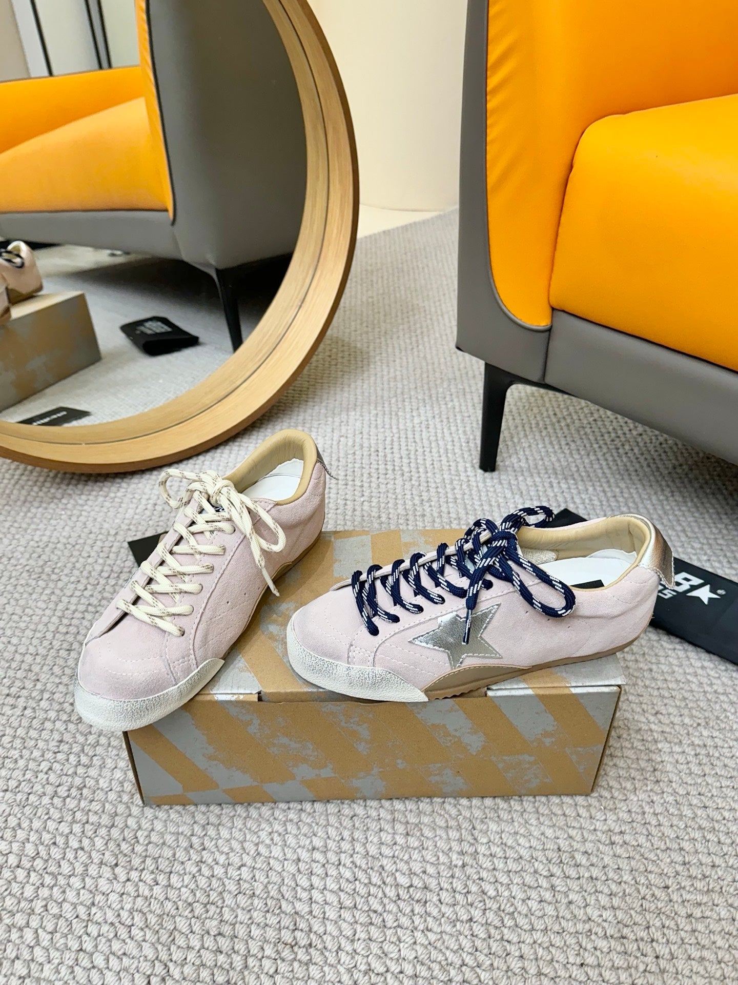 LuxluxHouse Best Quality Shoes Golden Goose