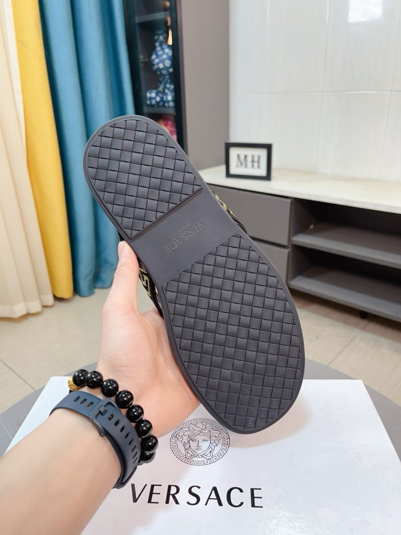 LuxluxHouse Best Quality Sandals Versace
