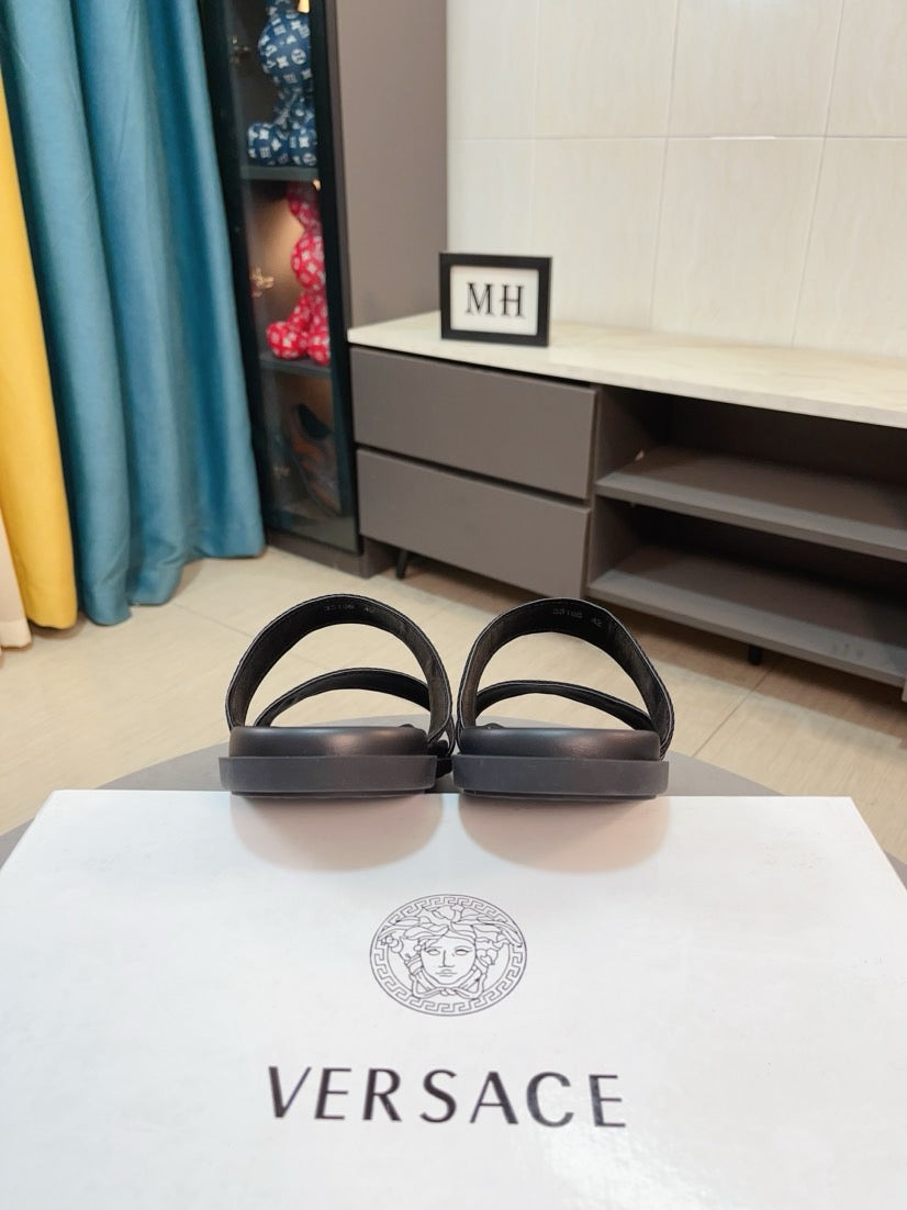 LuxluxHouse Best Quality Sandals Versace
