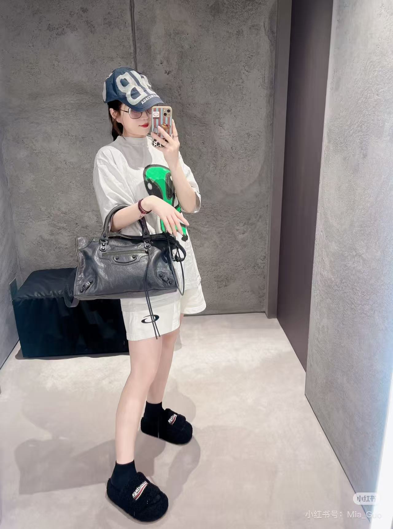 LuxluxHouse Best Quality Clothes Balenciaga T-shirt