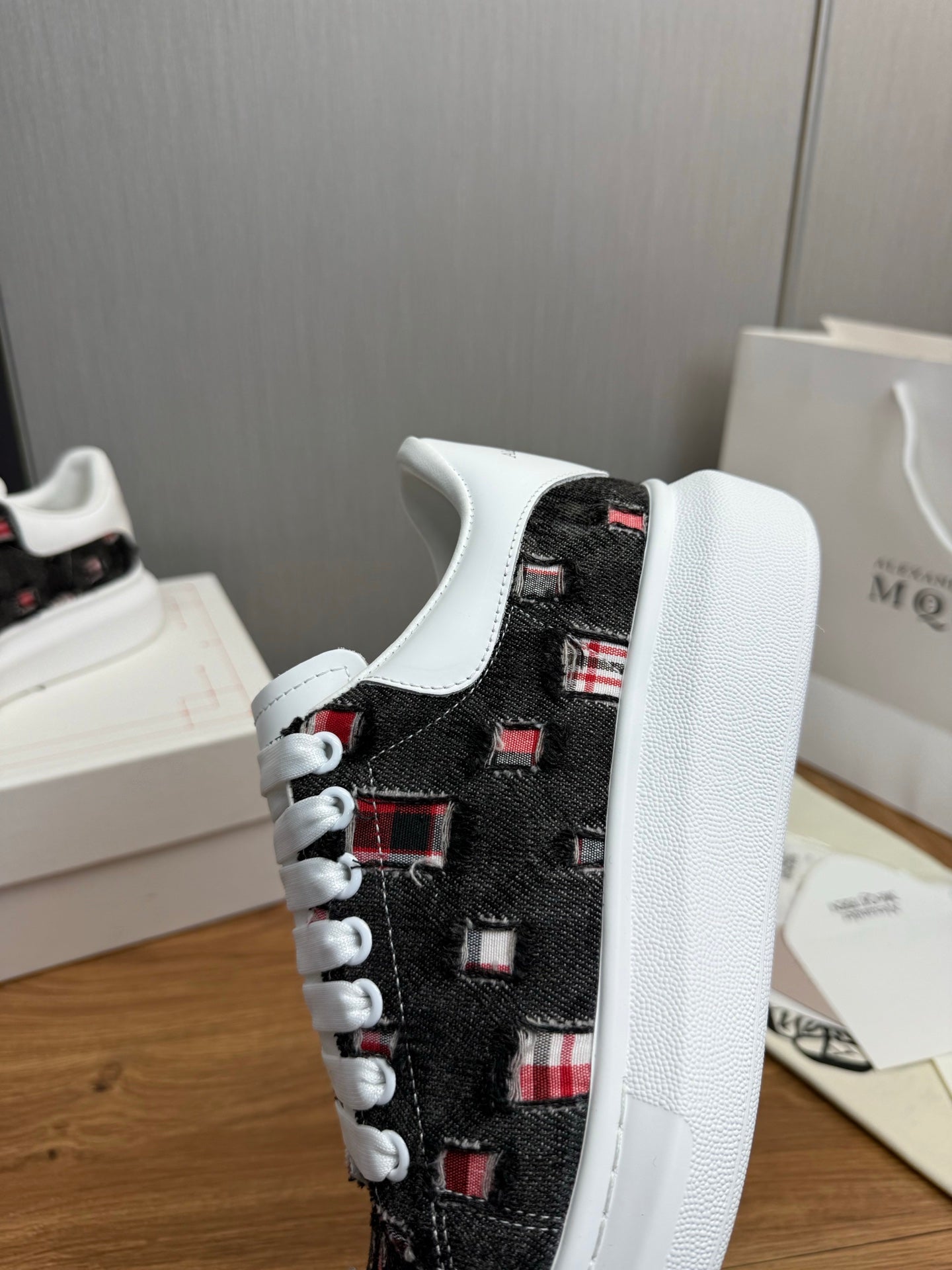 LuxluxHouse Best Quality Shoes Alexander McQueen