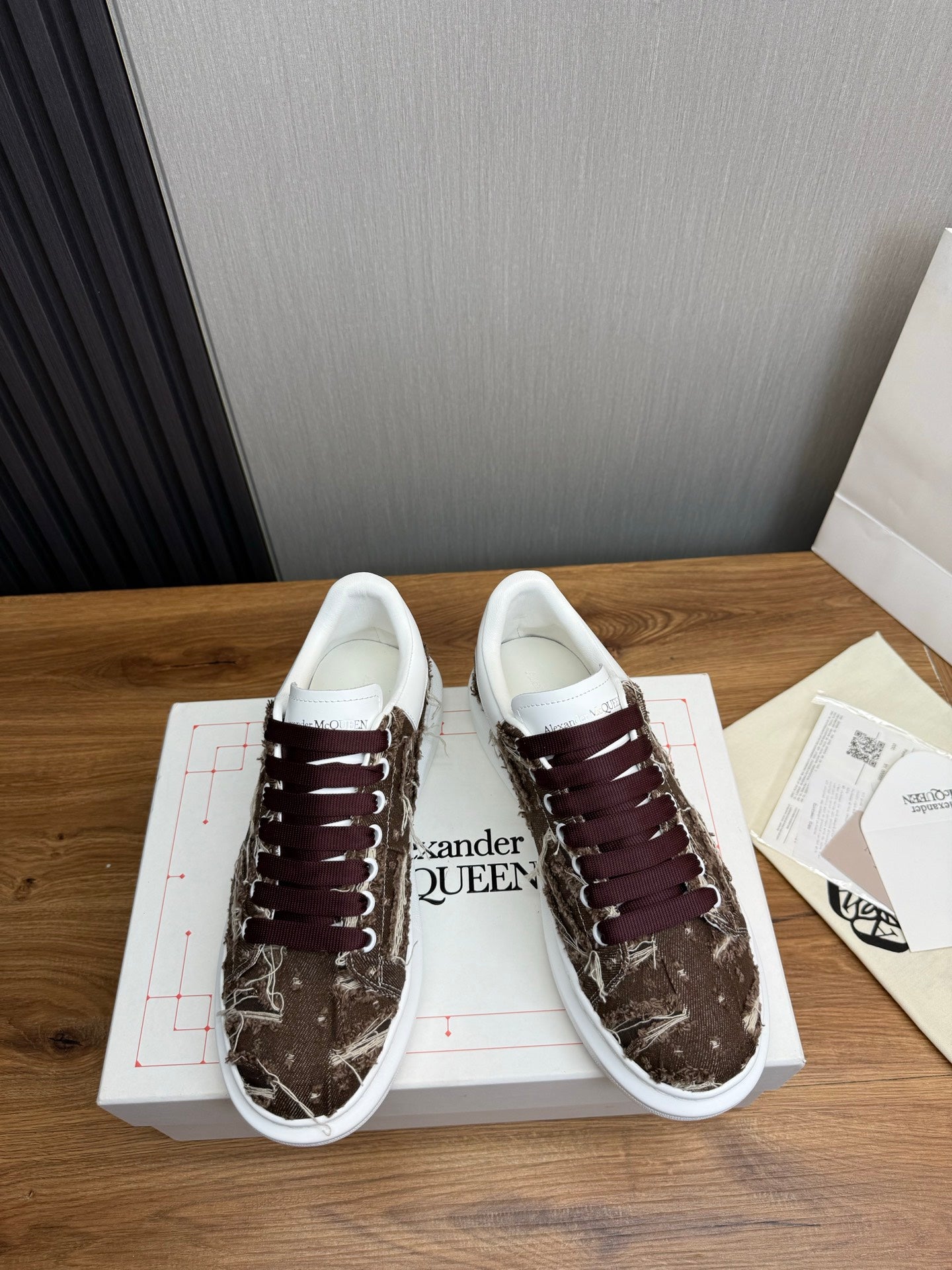 LuxluxHouse Best Quality Shoes Alexander McQueen