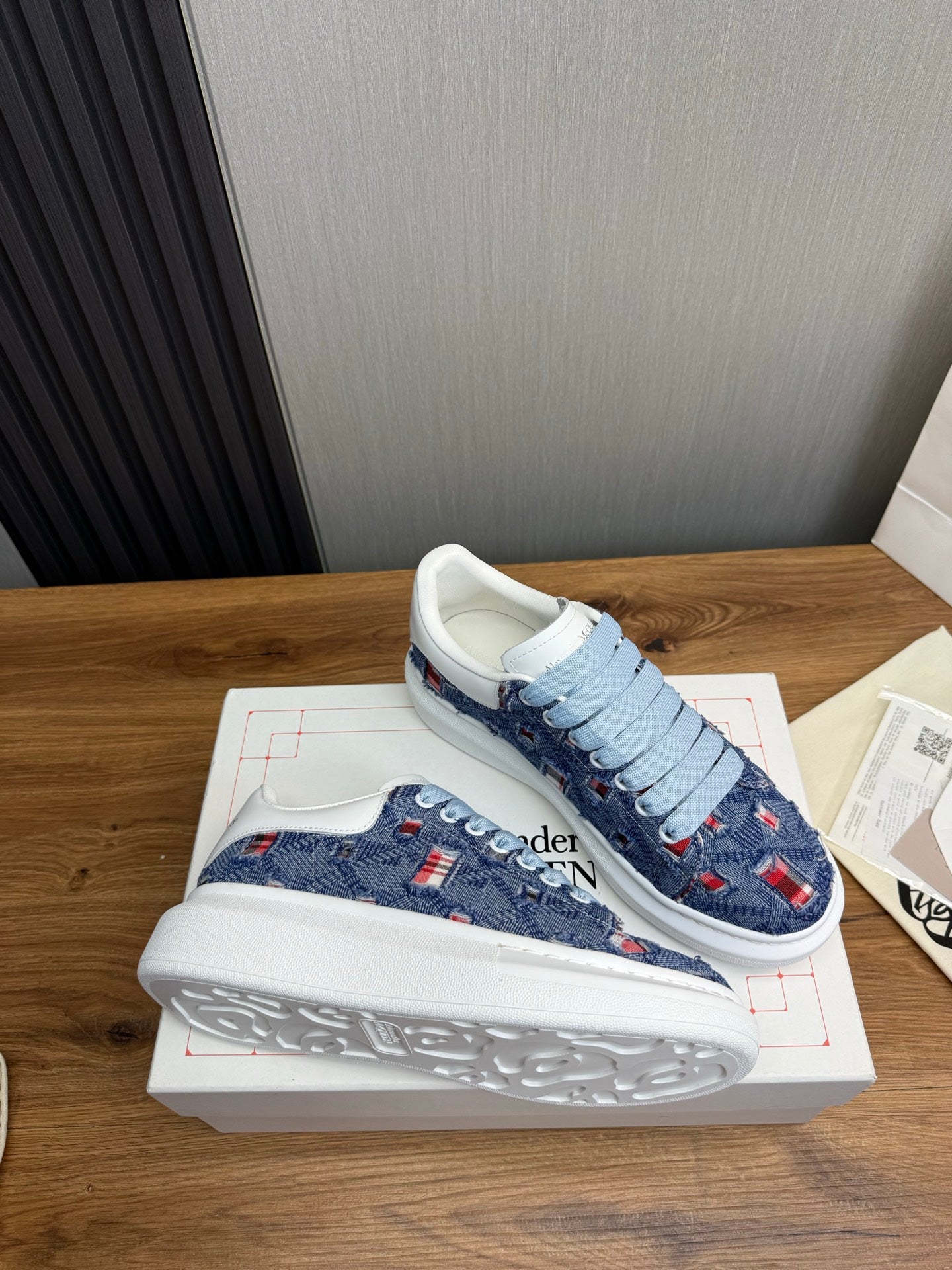 LuxluxHouse Best Quality Shoes Alexander McQueen