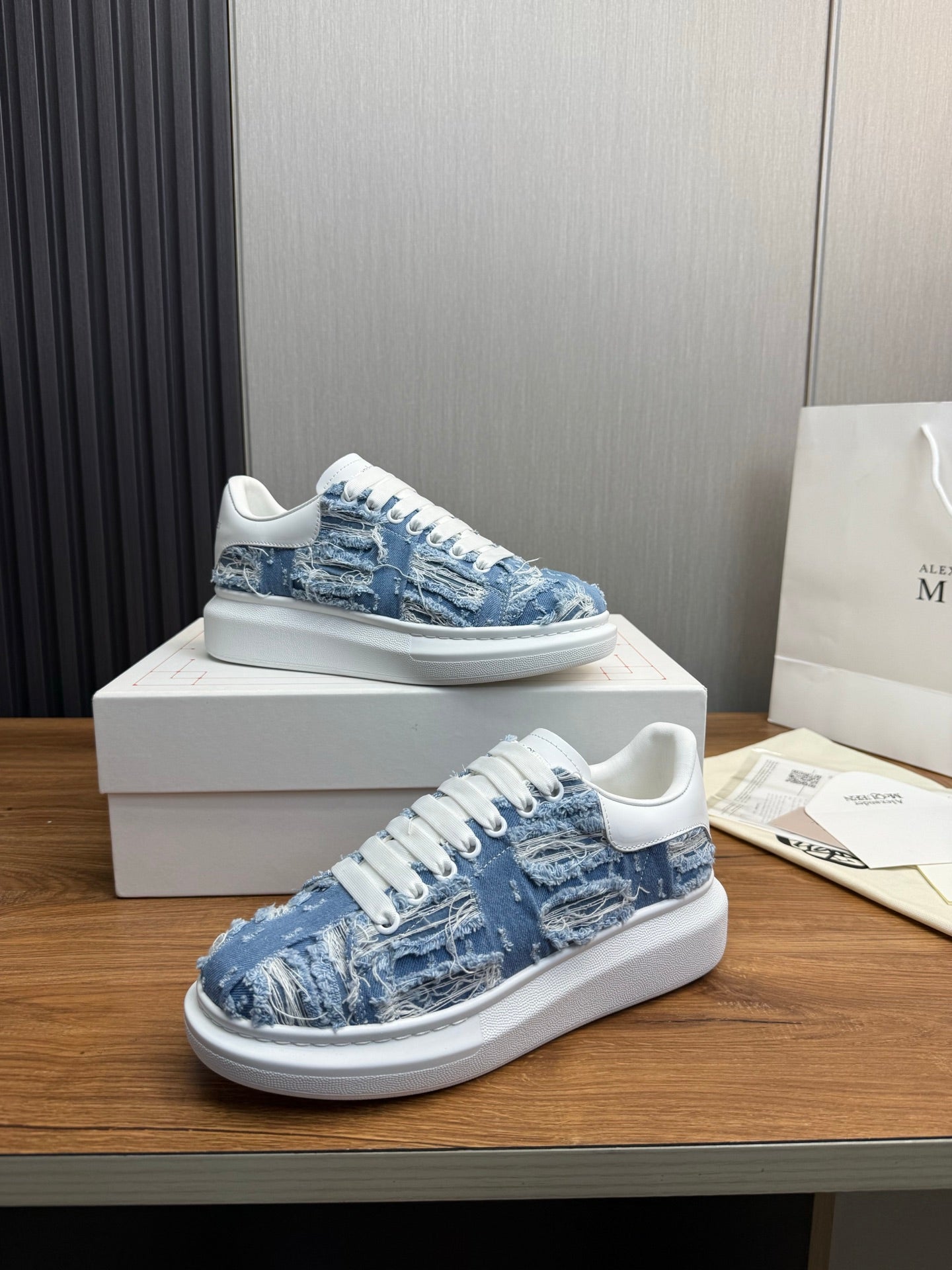 LuxluxHouse Best Quality Shoes Alexander McQueen