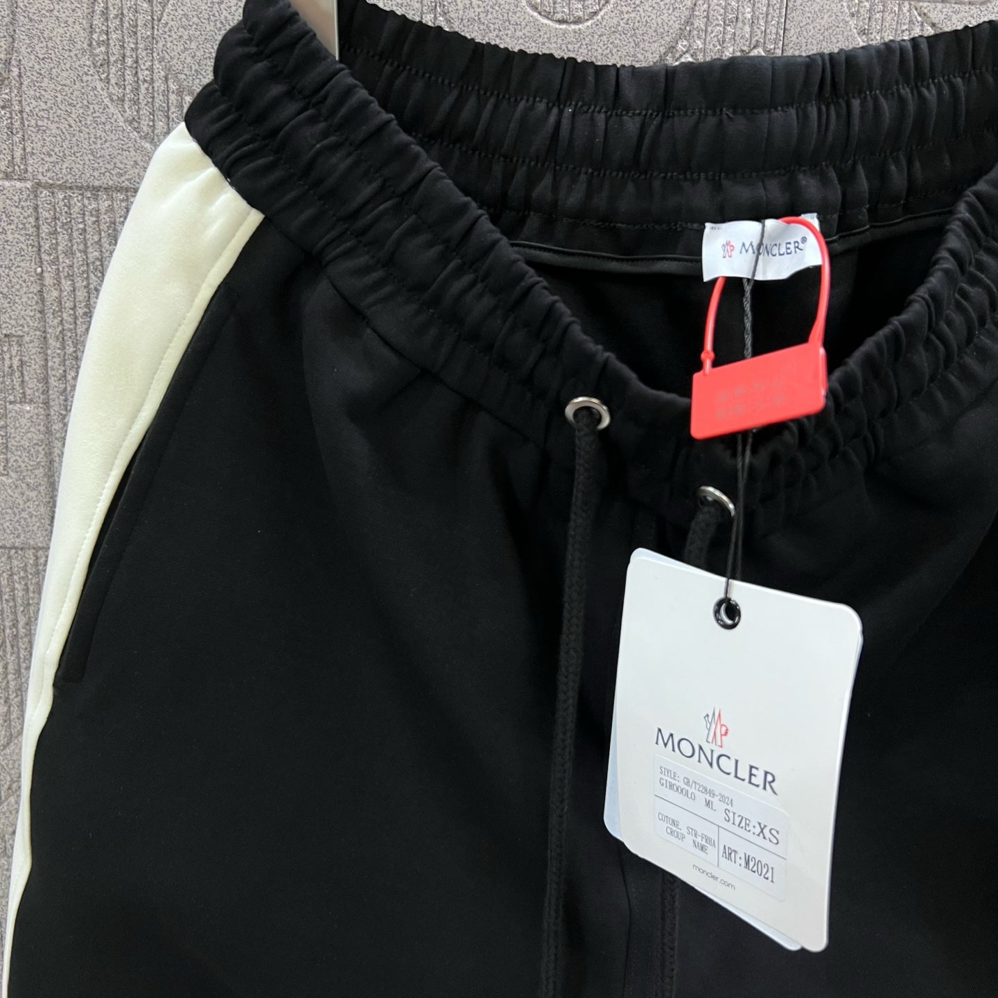 LuxluxHouse Best Quality Clothes Pants Moncler
