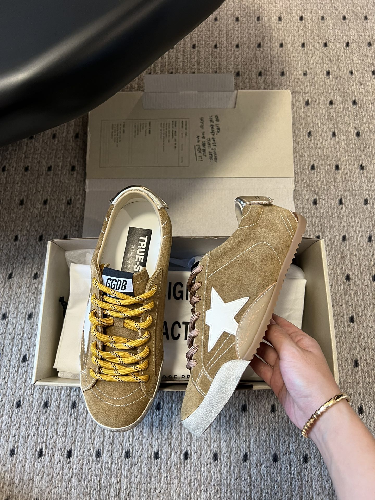 LuxluxHouse Best Quality Shoes Golden Goose