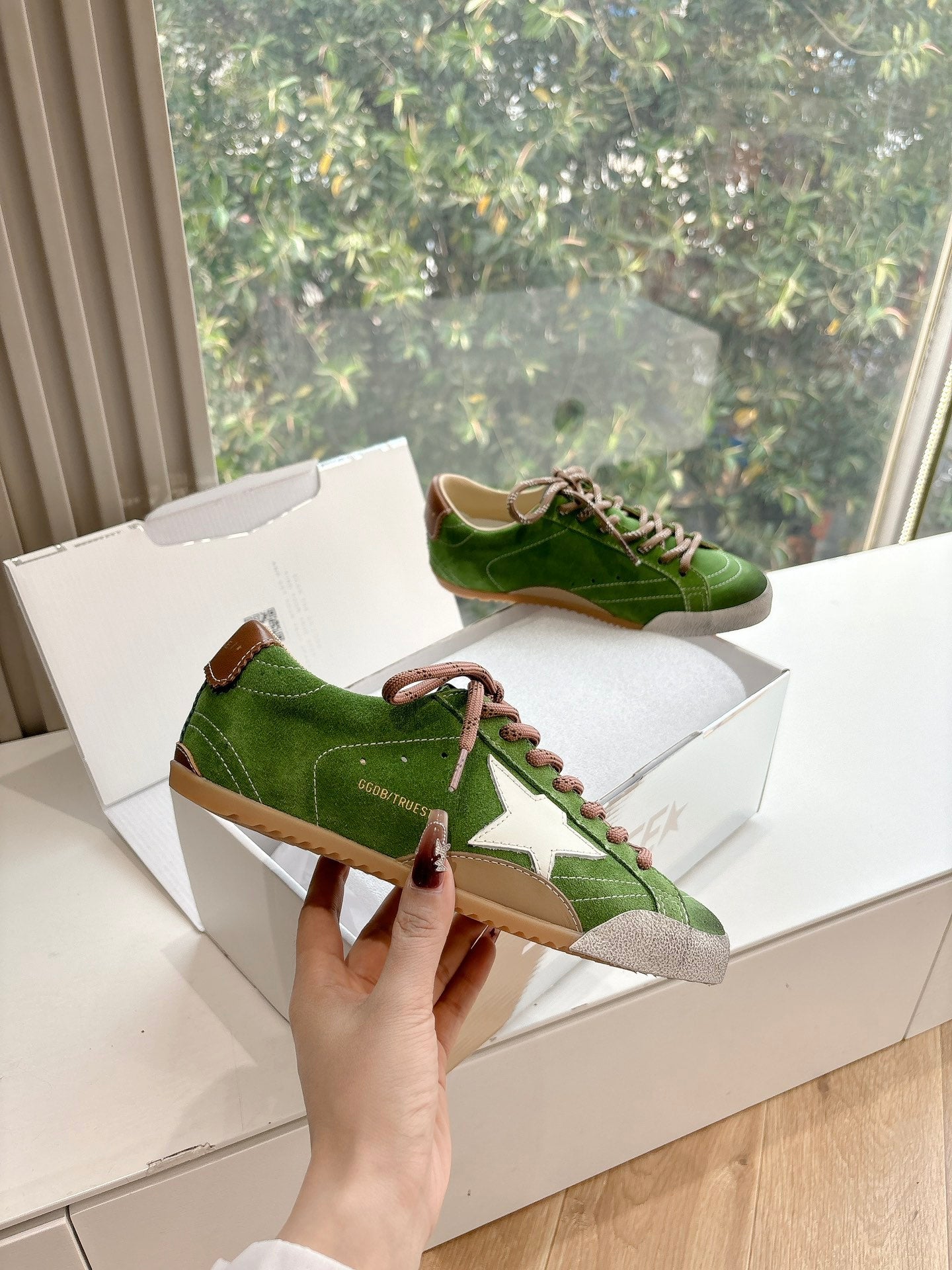 LuxluxHouse Best Quality Shoes Golden Goose