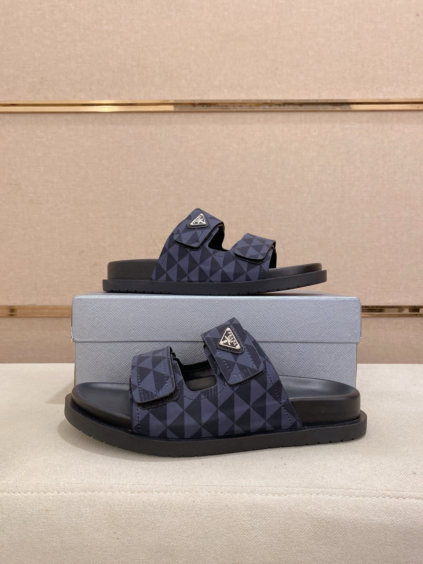 LuxluxHouse Best Quality Sandals Prada