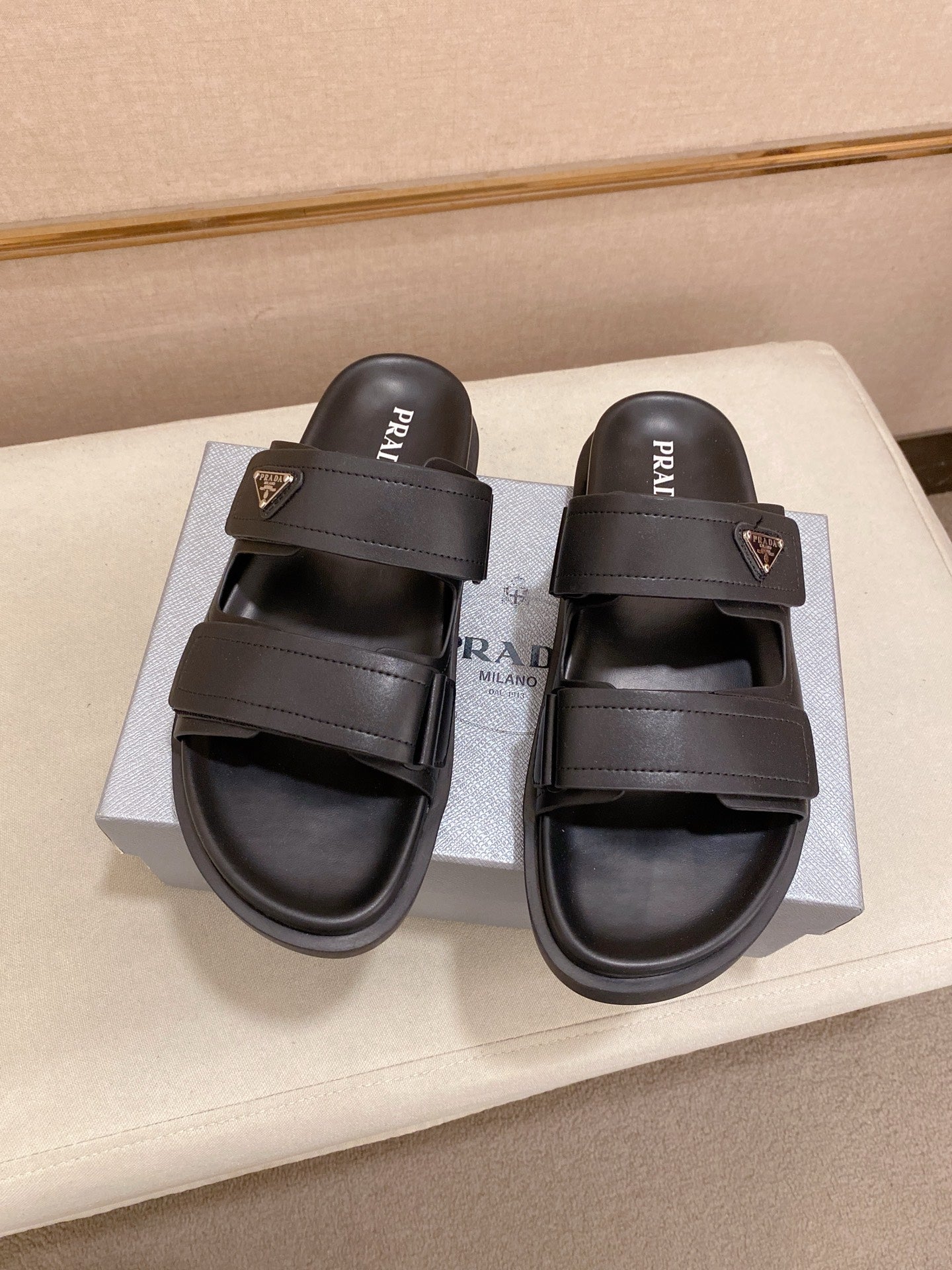 LuxluxHouse Best Quality Sandals Prada