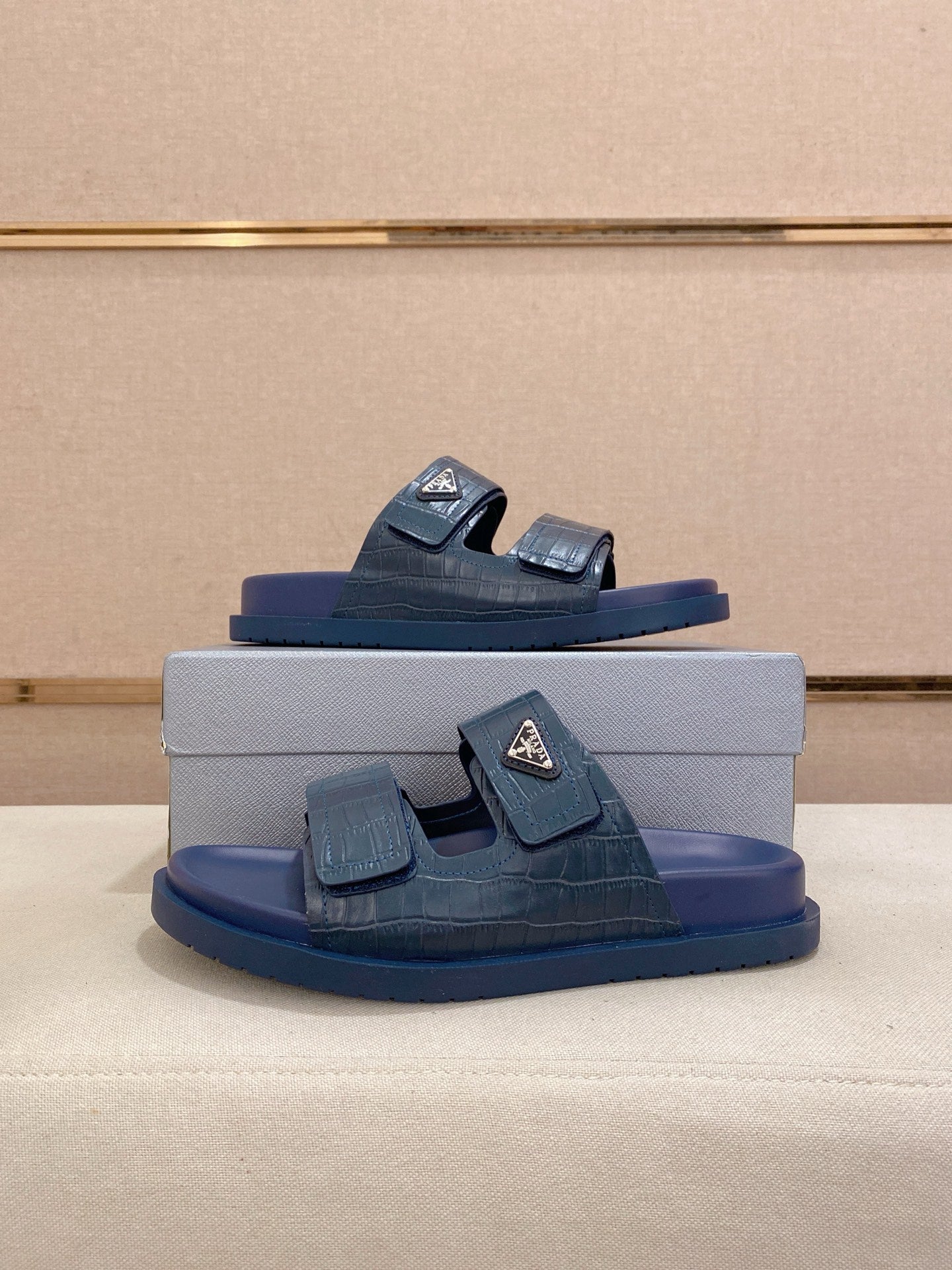 LuxluxHouse Best Quality Sandals Prada