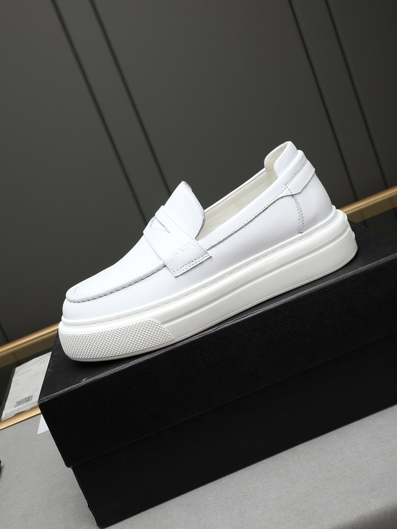 LuxluxHouse Best Quality Shoes Prada