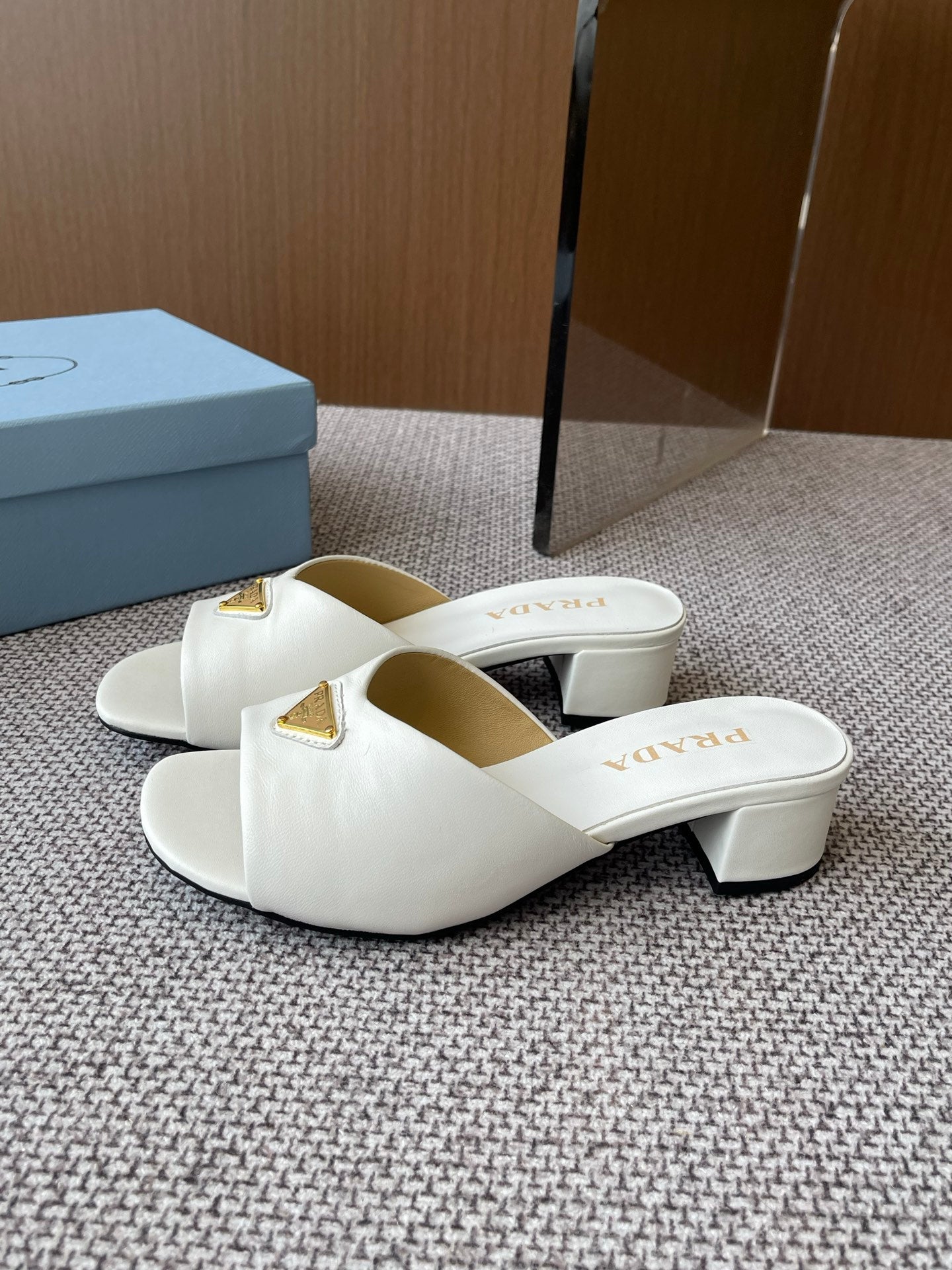 LuxluxHouse Best Quality Women Shoes Prada