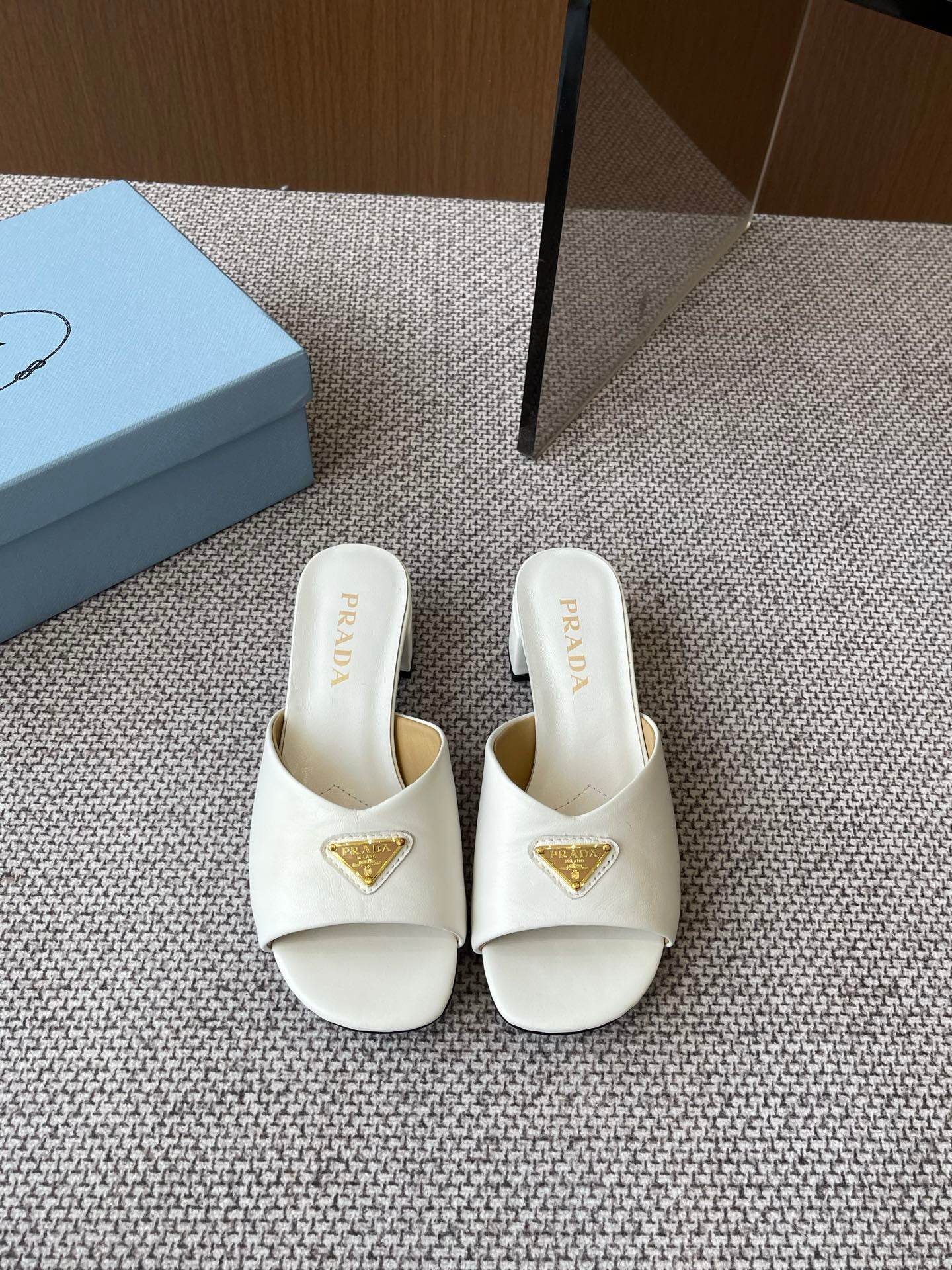 LuxluxHouse Best Quality Women Shoes Prada