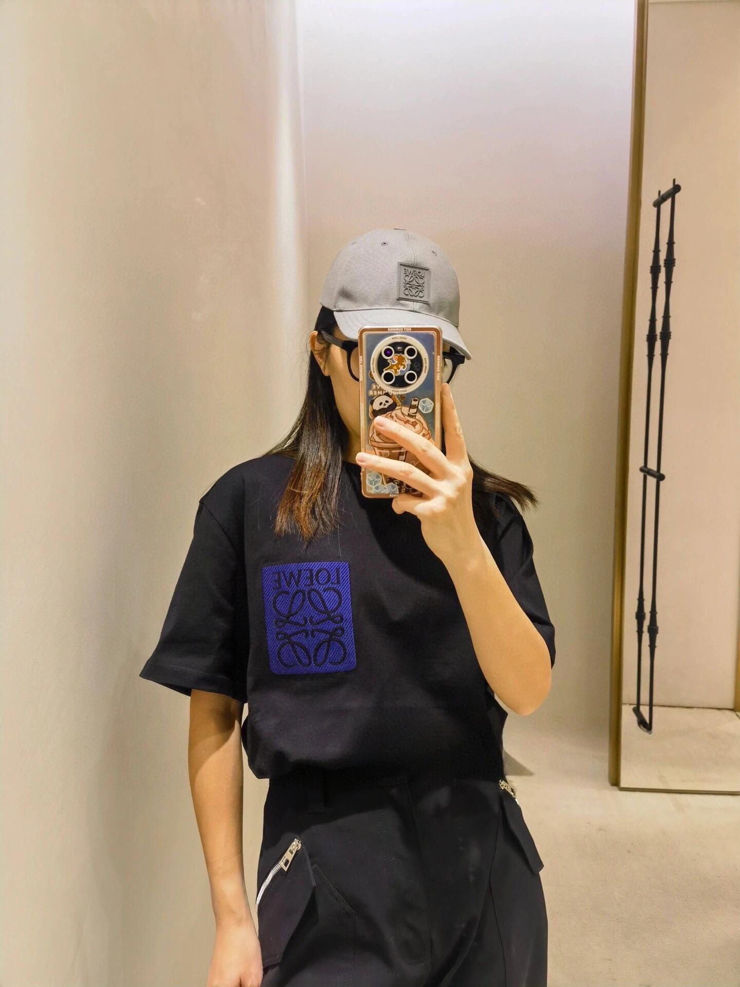 LuxluxHouse Best Quality Clothes T-shirt Loewe