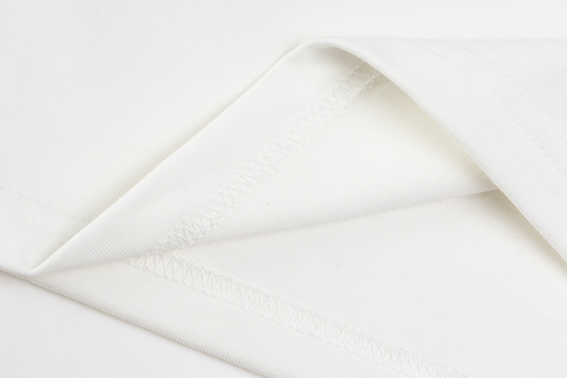 LuxluxHouse Best Quality Clothes T-shirt Loewe