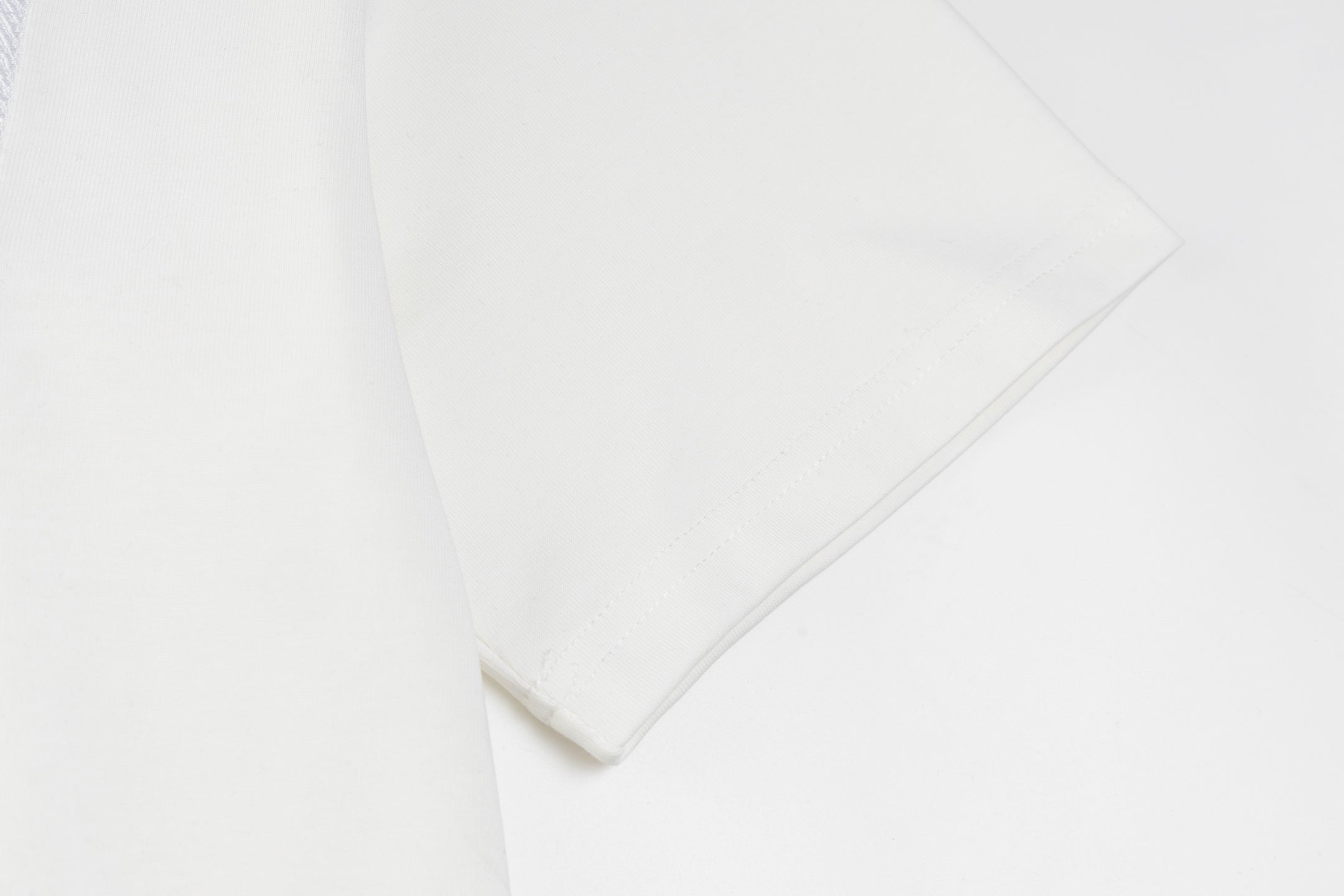 LuxluxHouse Best Quality Clothes T-shirt Loewe