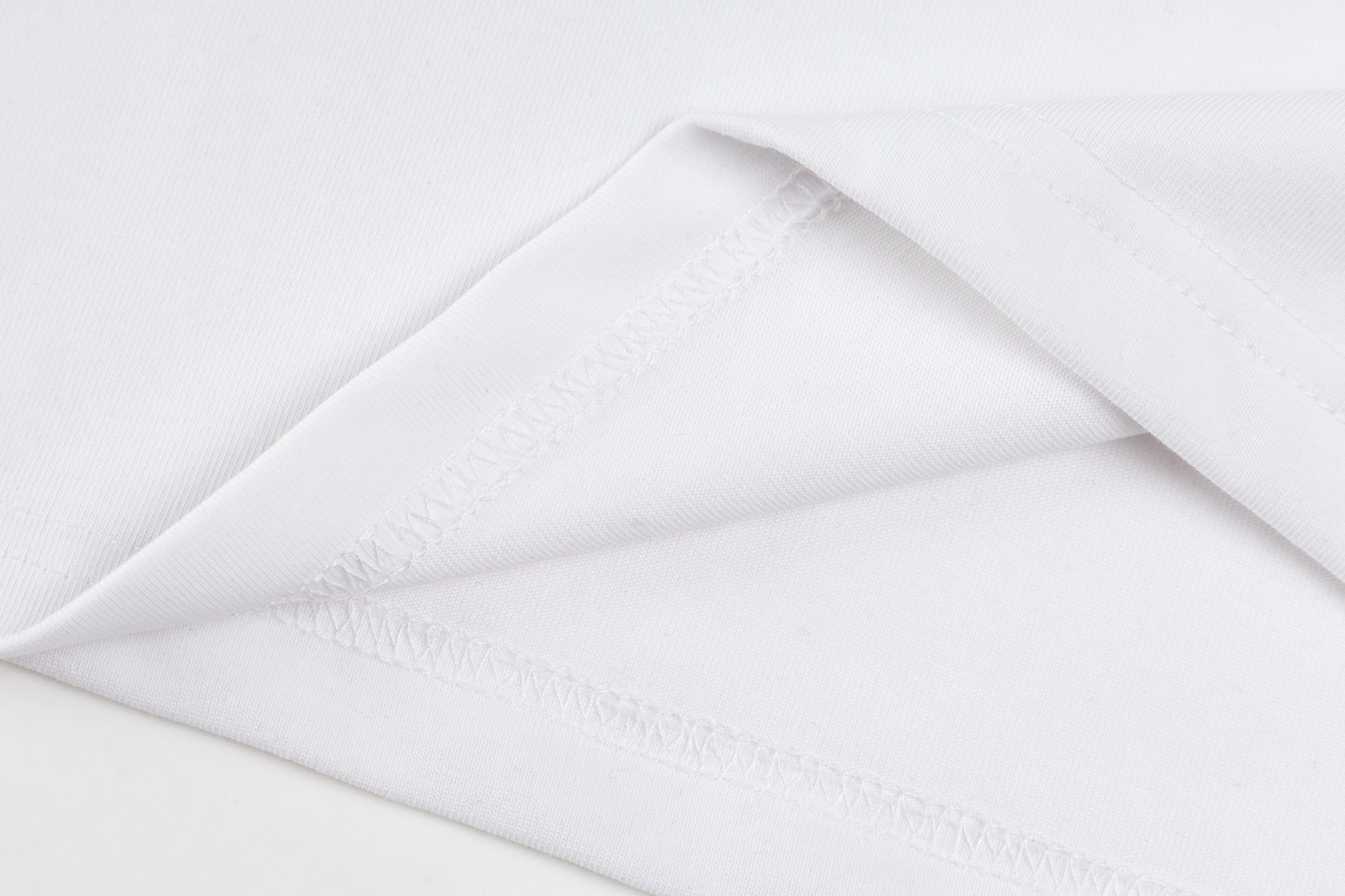 LuxluxHouse Best Quality Clothes T-shirt Loewe