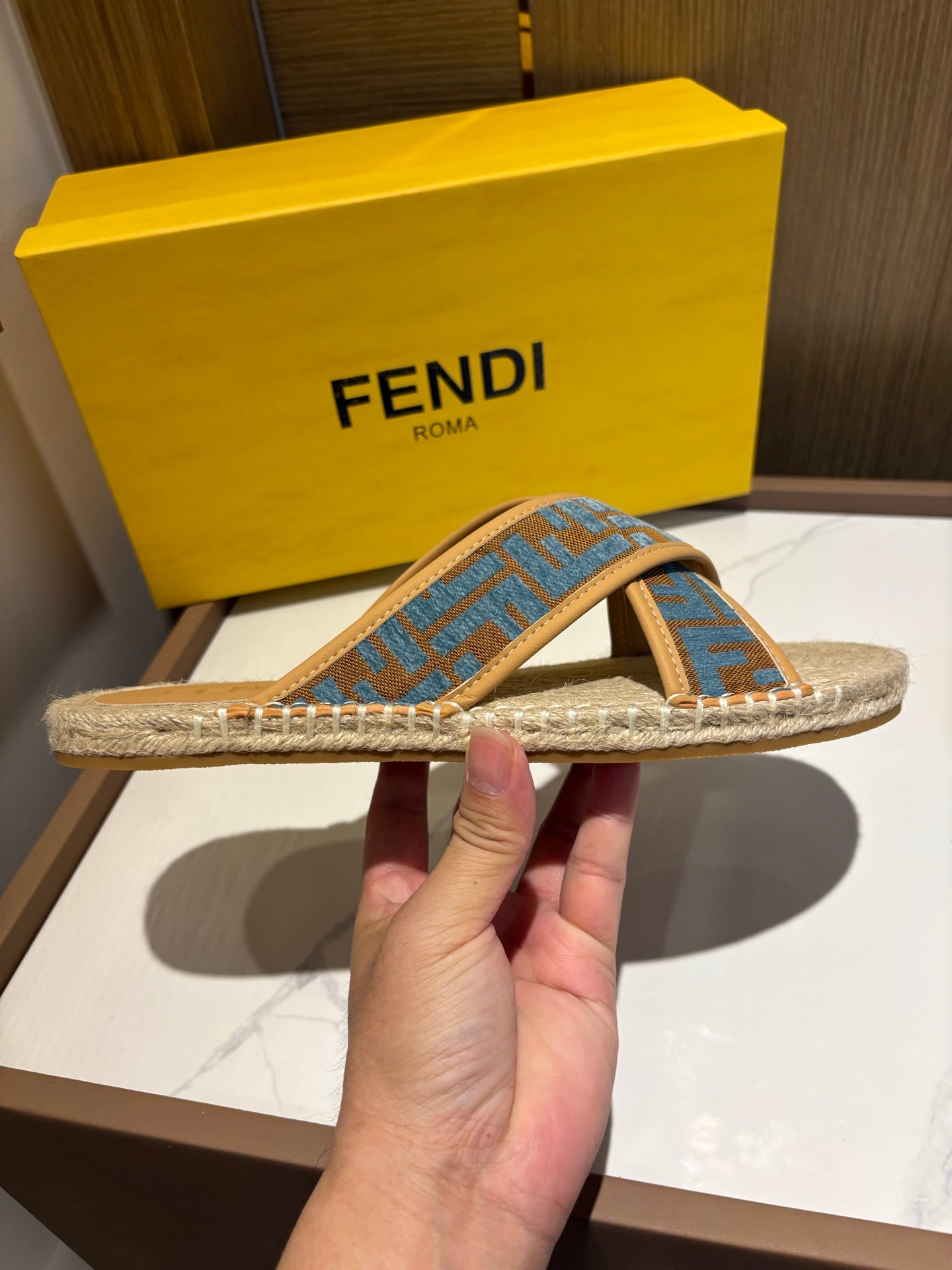 LuxluxHouse Best Quality Sandals Fendi