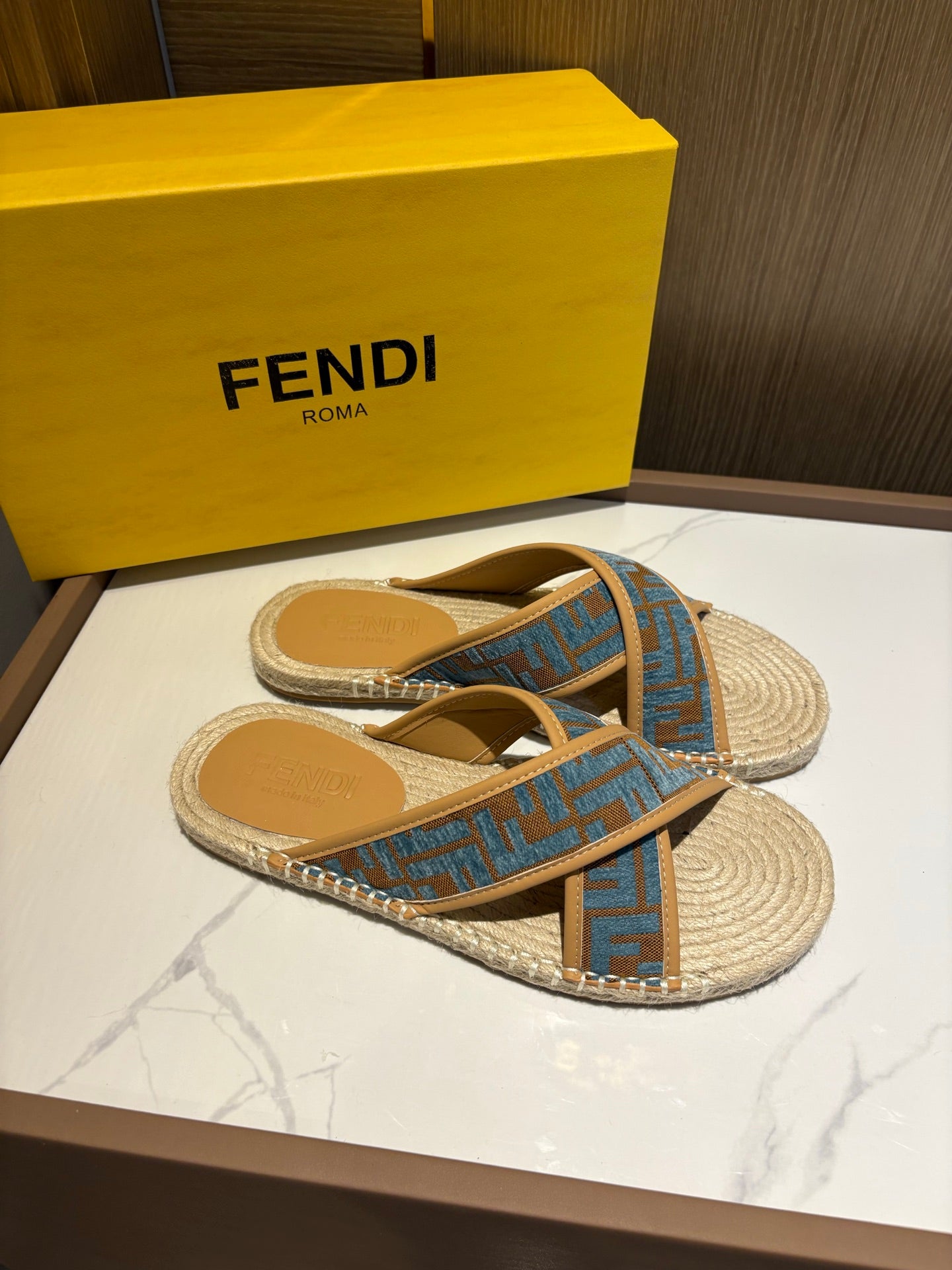 LuxluxHouse Best Quality Sandals Fendi
