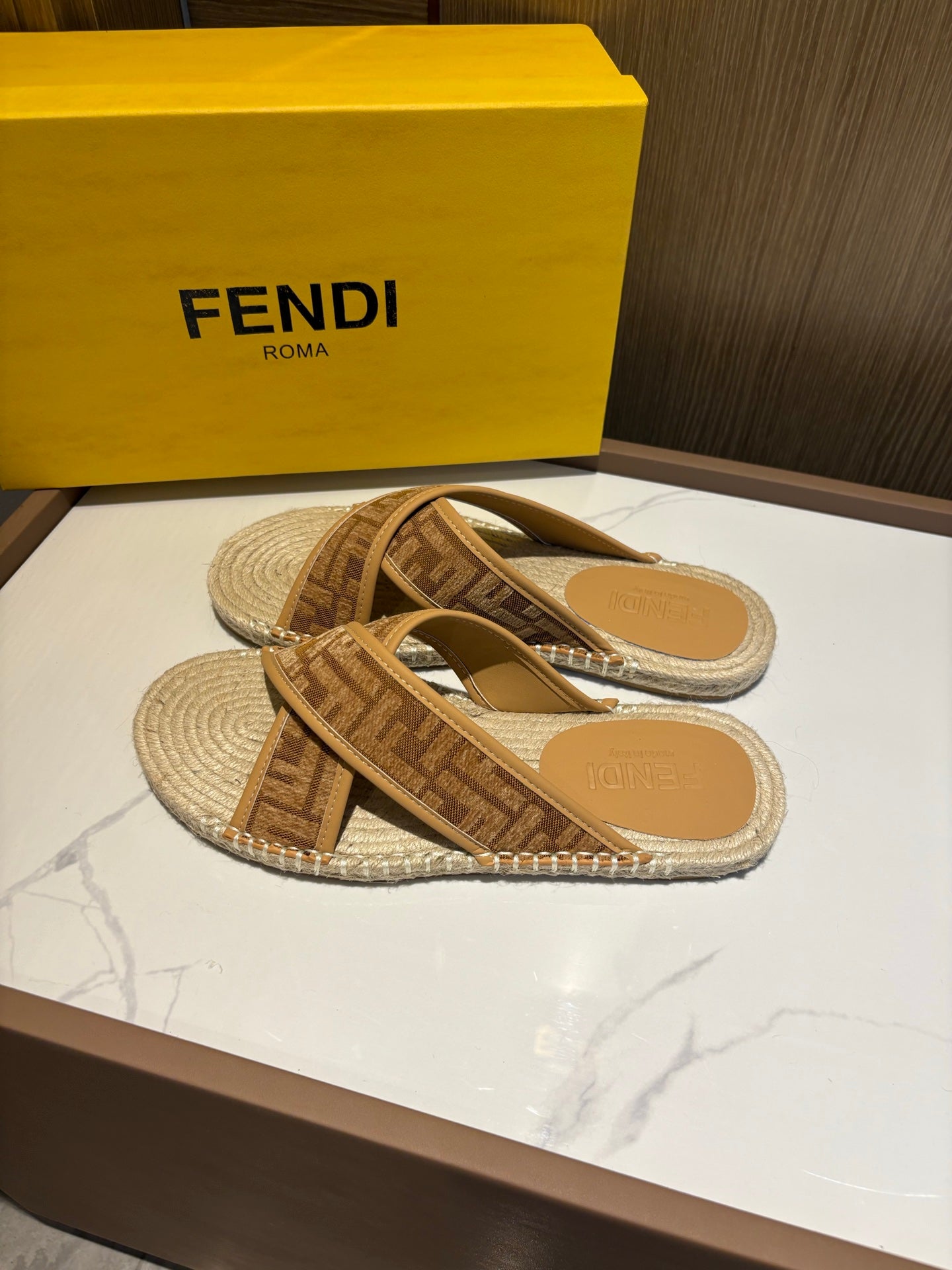 LuxluxHouse Best Quality Sandals Fendi